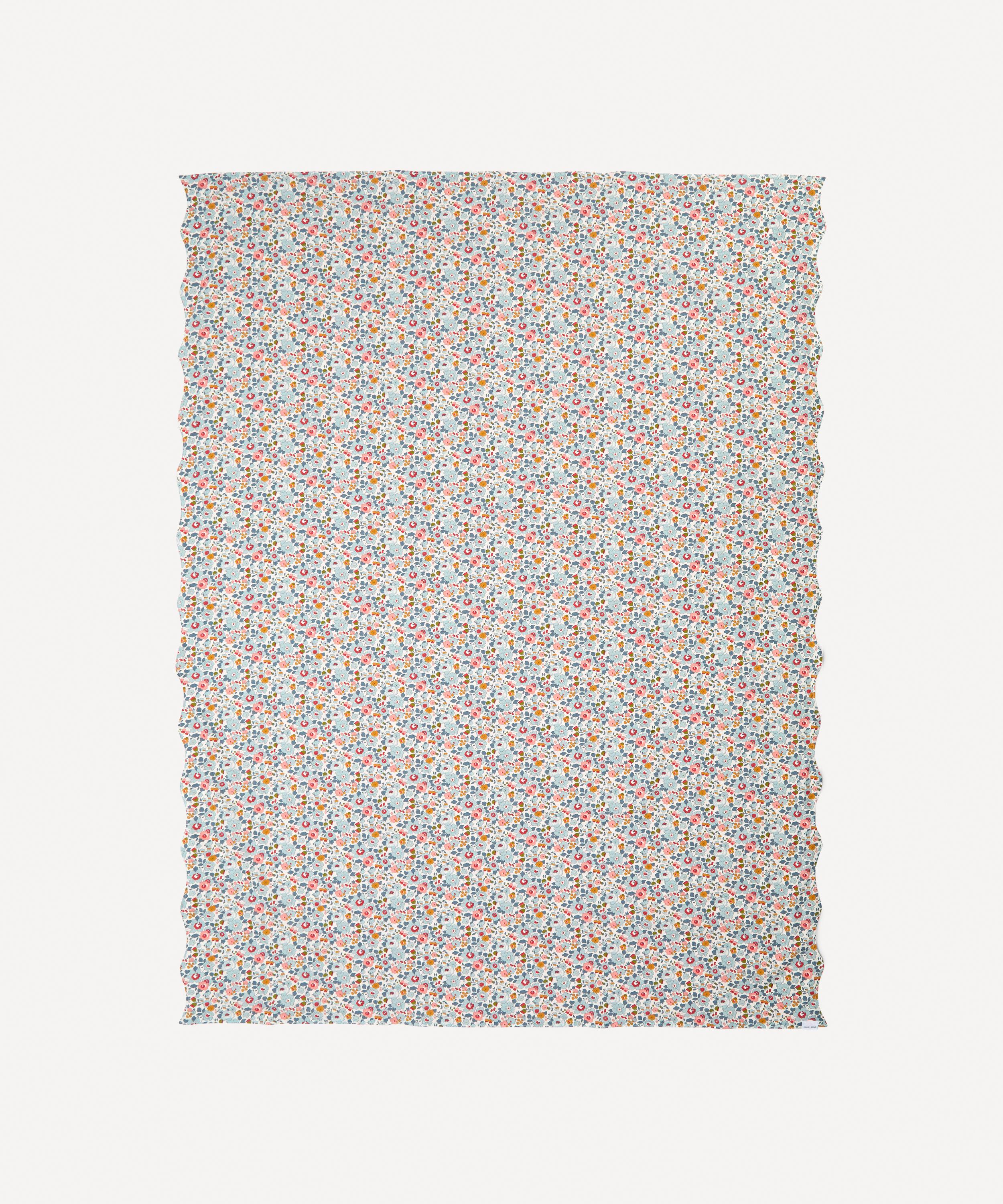 Coco & Wolf Betsy And Capel Medium Wavy Edge Tablecloth In Multicoloured