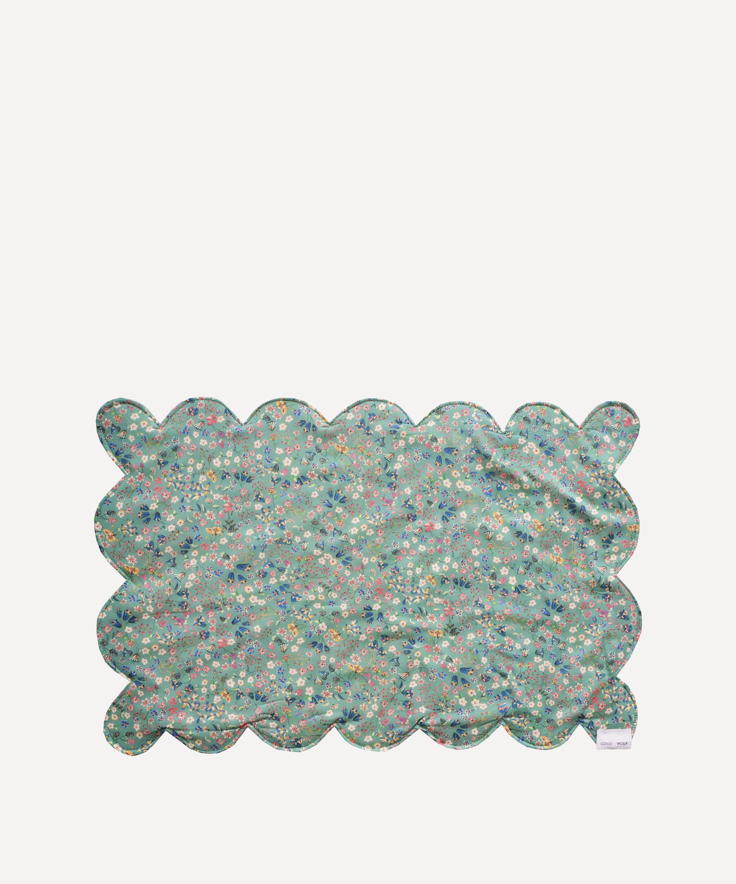 Coco & Wolf Donna Leigh And Rachel Scallop Placemat In Multicoloured