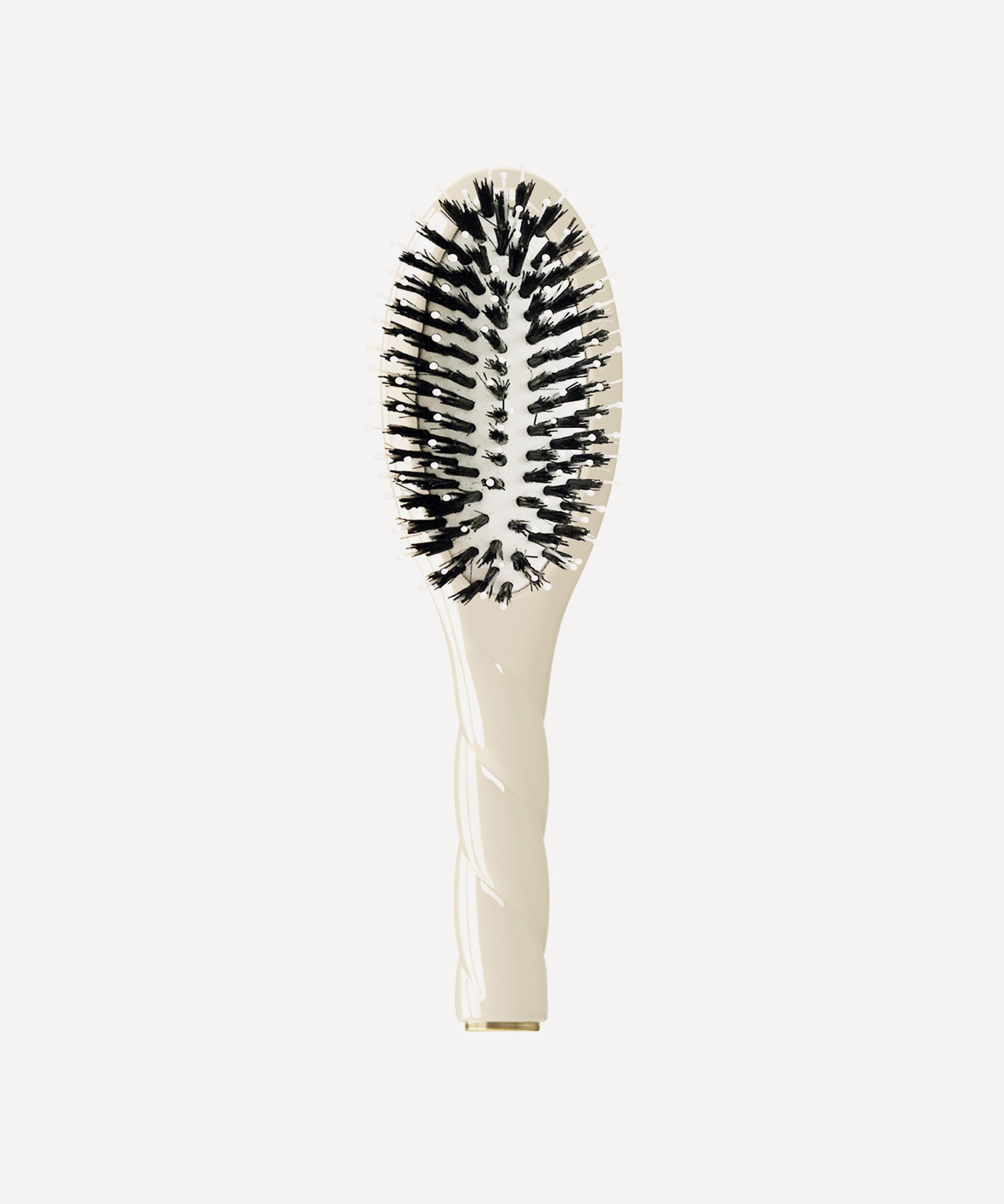 La Bonne Brosse N.03 The Essential Soft Petite Brush