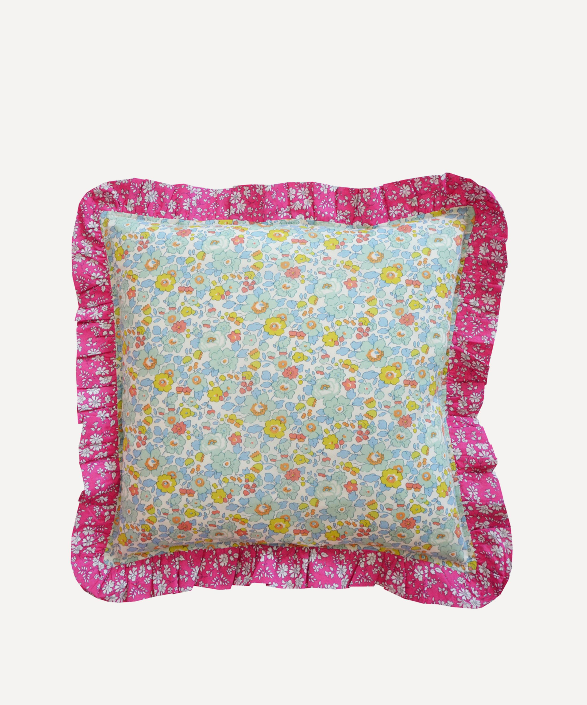 COCO & WOLF COCO & WOLF BETSY RUFFLE SQUARE CUSHION 