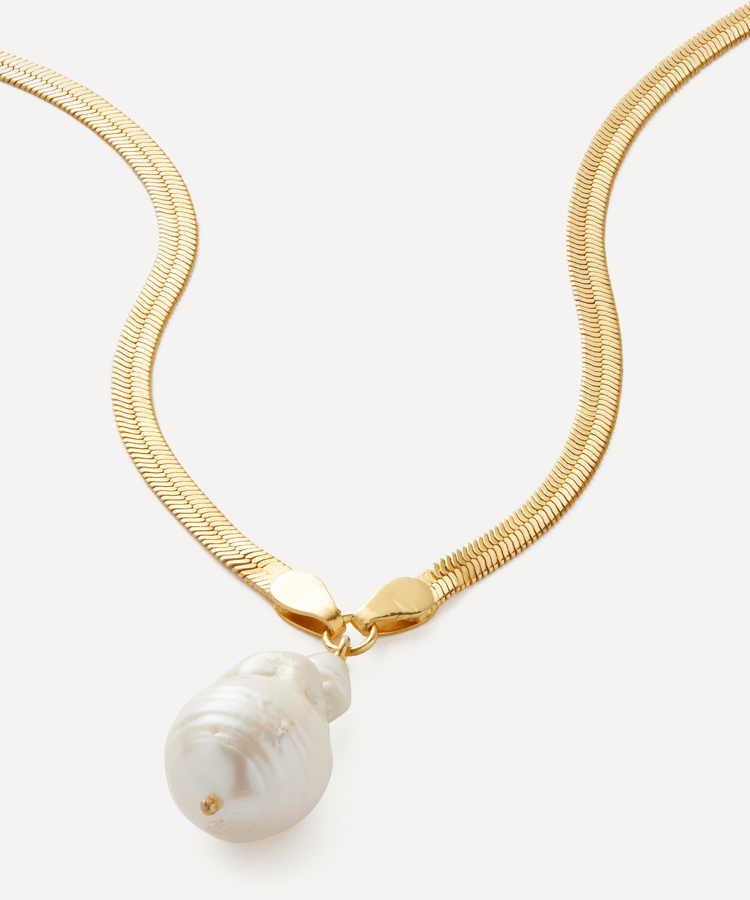SHYLA SHYLA 22CT GOLD-PLATED SERPENTINE BAROQUE PEARL PENDANT NECKLACE 