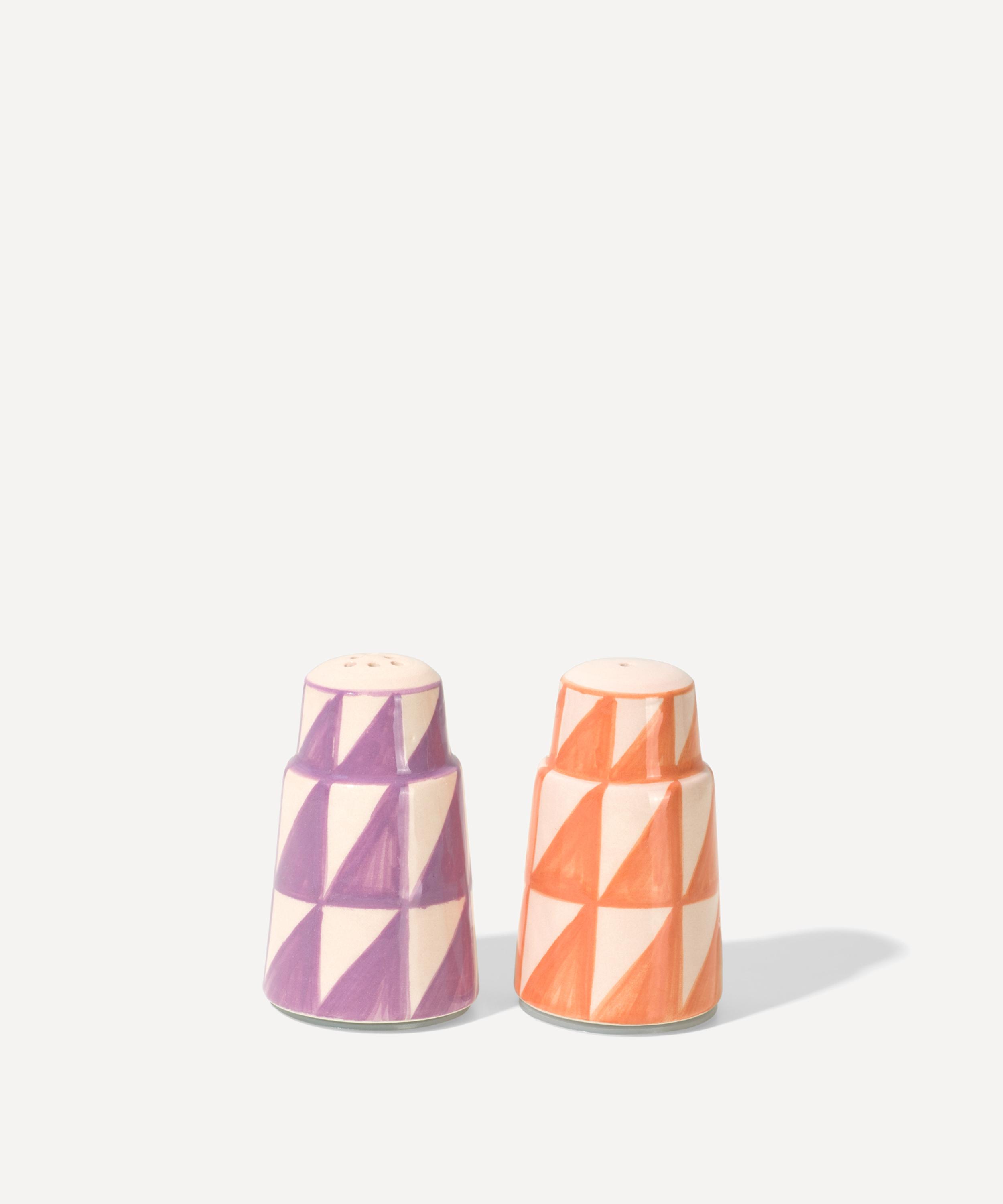 VAISSELLE VAISSELLE CERAMIC SALT AND PEPPER SHAKERS 