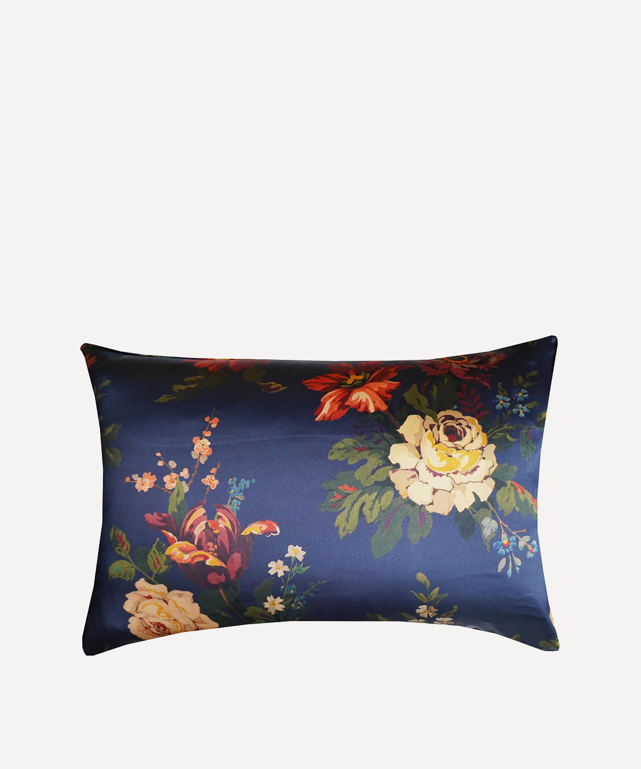 COCO & WOLF COCO & WOLF STATELY KRISTINA SILK PILLOWCASES SET OF TWO 
