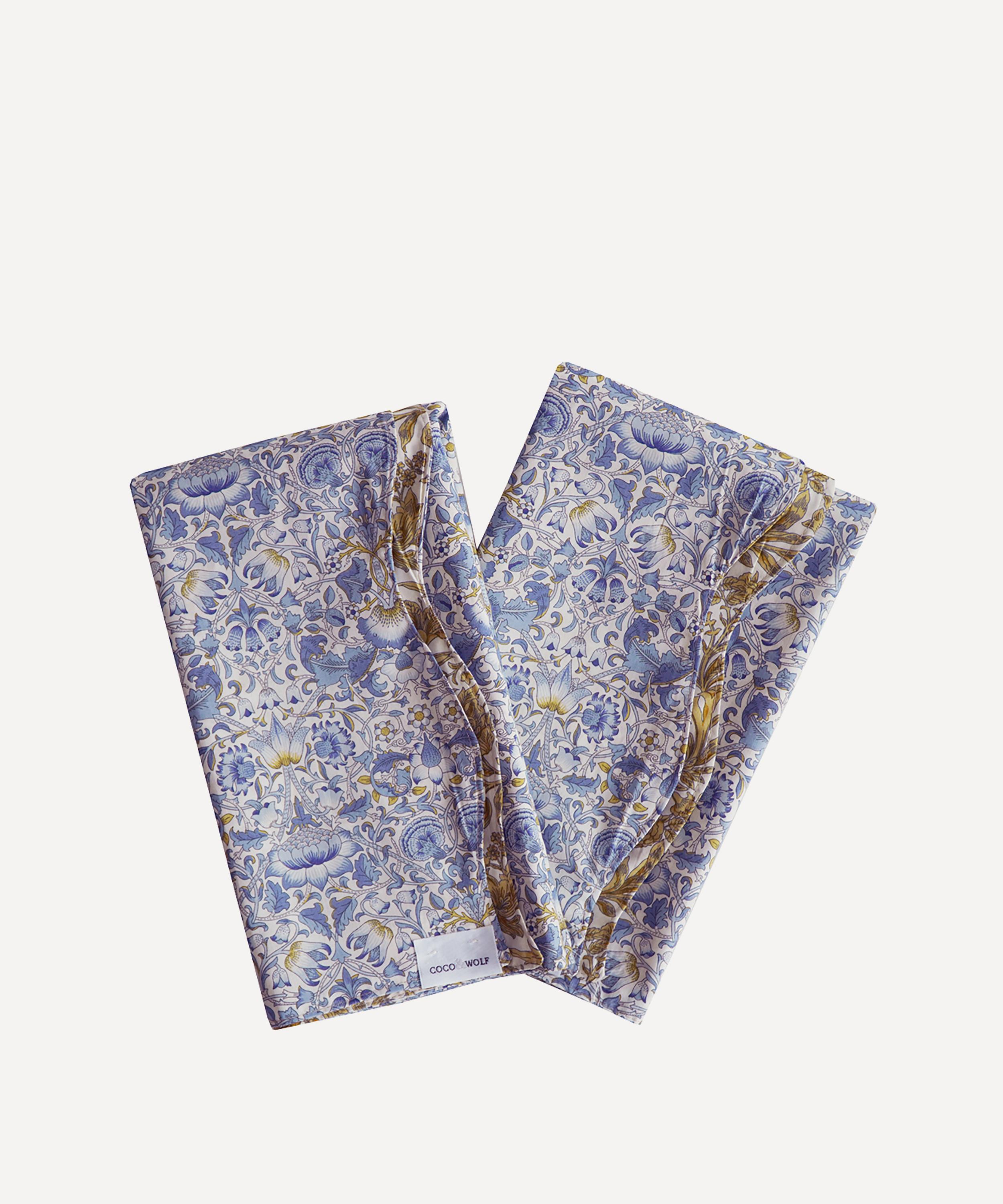 Shop Coco & Wolf Lodden And Sambourne Reversible Wavy Edge Napkin Set Of Two