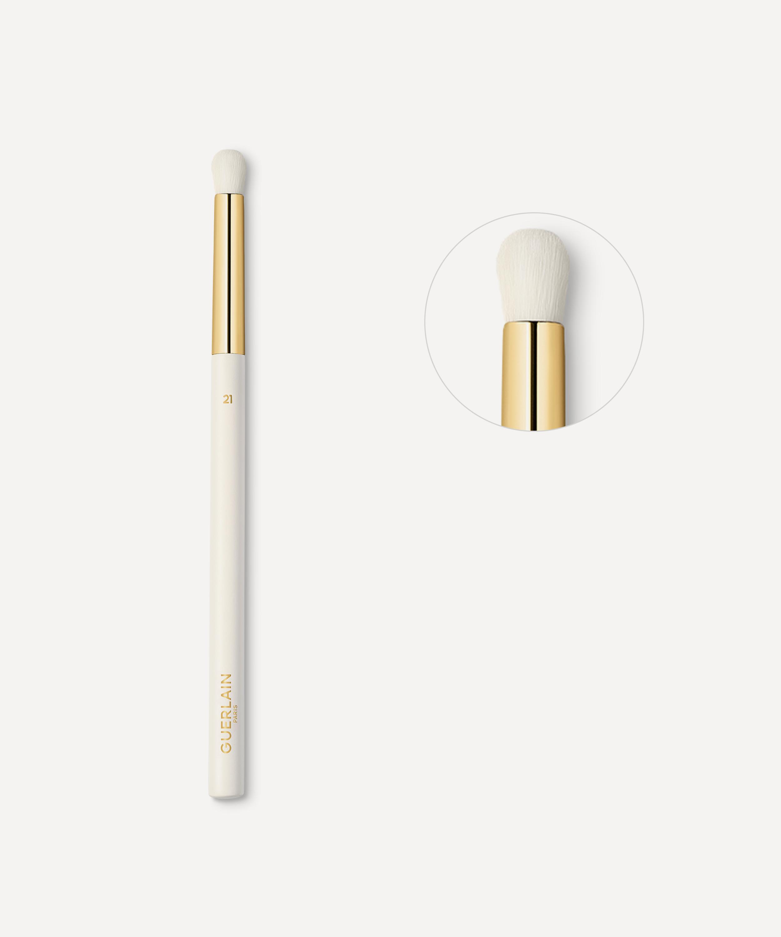 Guerlain Eyeshadow Blending Brush No 21