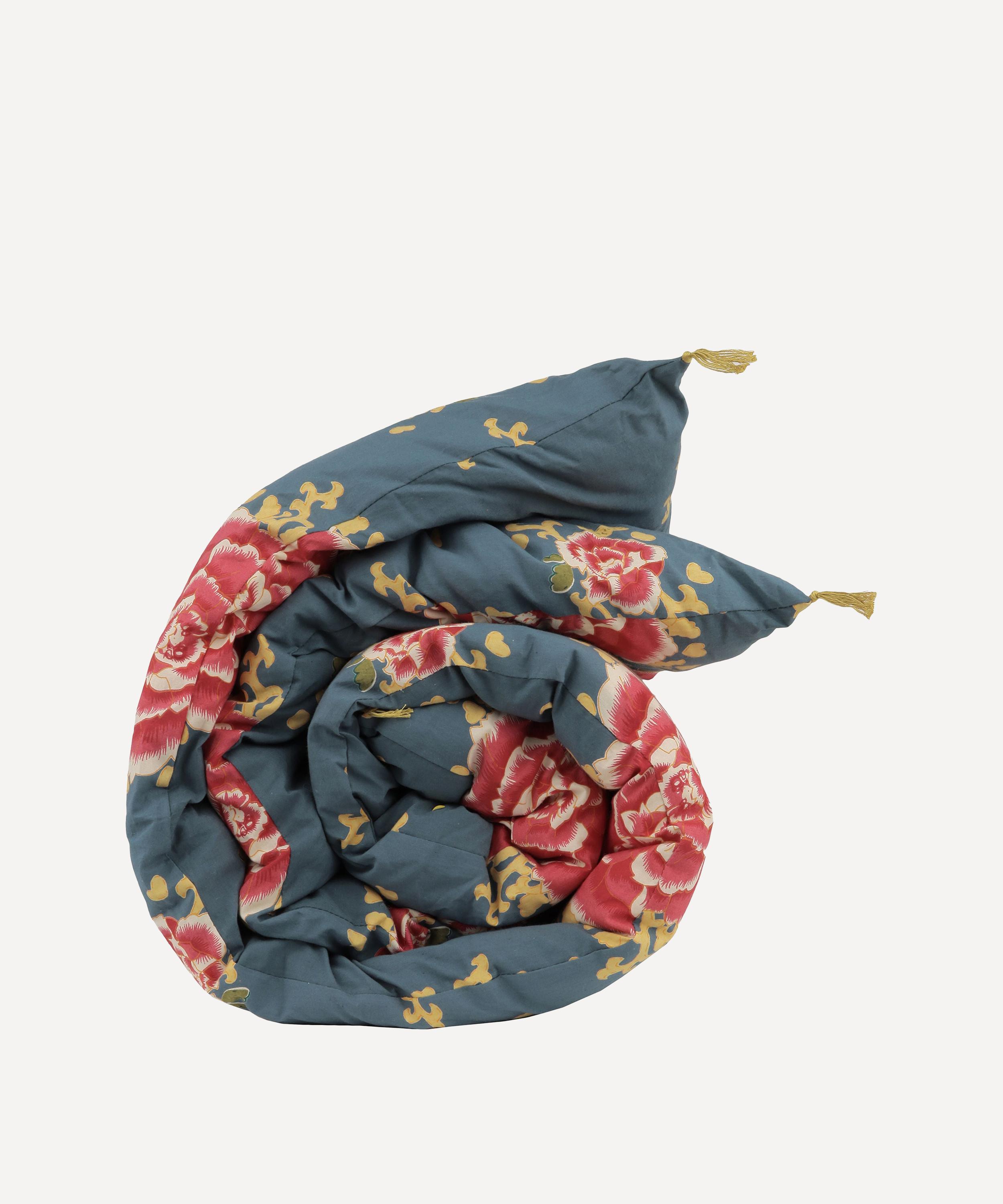 Shop Caravane Liao Quilt