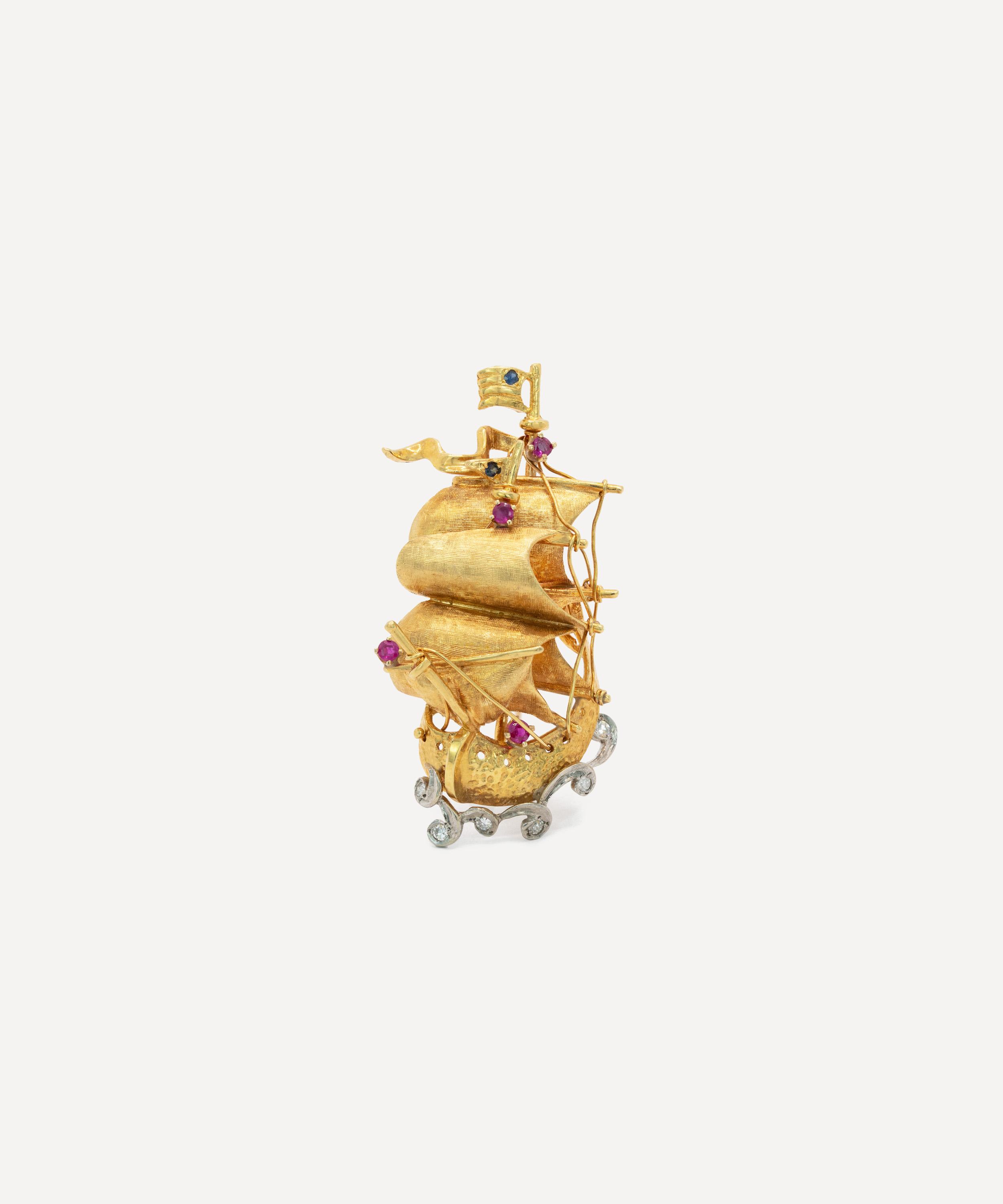 Kojis 18ct Gold Vintage Galleon Ship Brooch