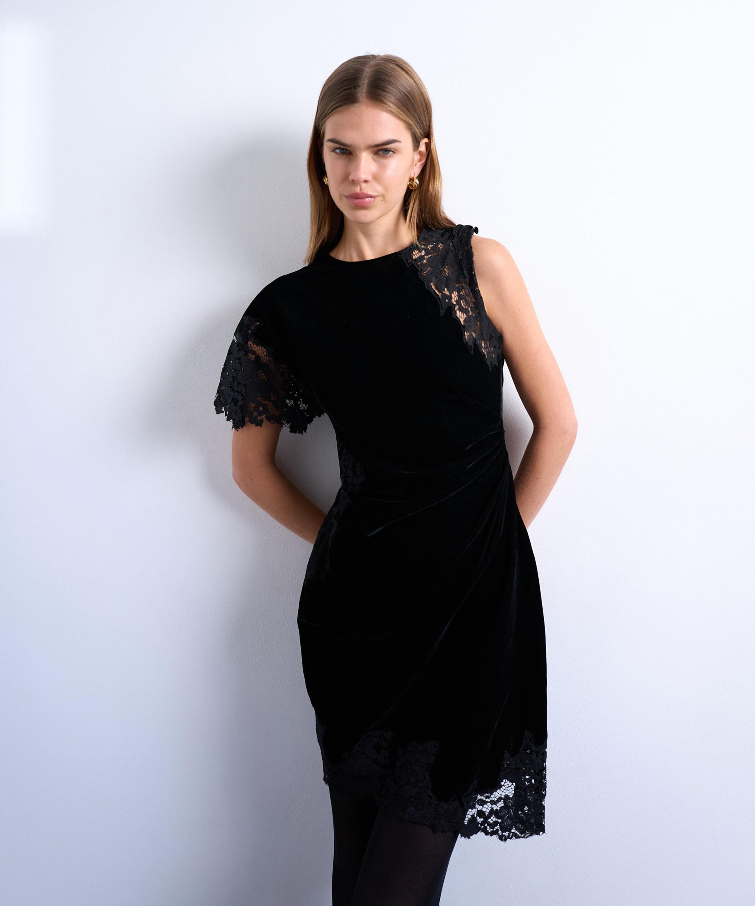 Topshop Women's Lace Insert Grown On Shoulder Velvet Mini Dress In Black