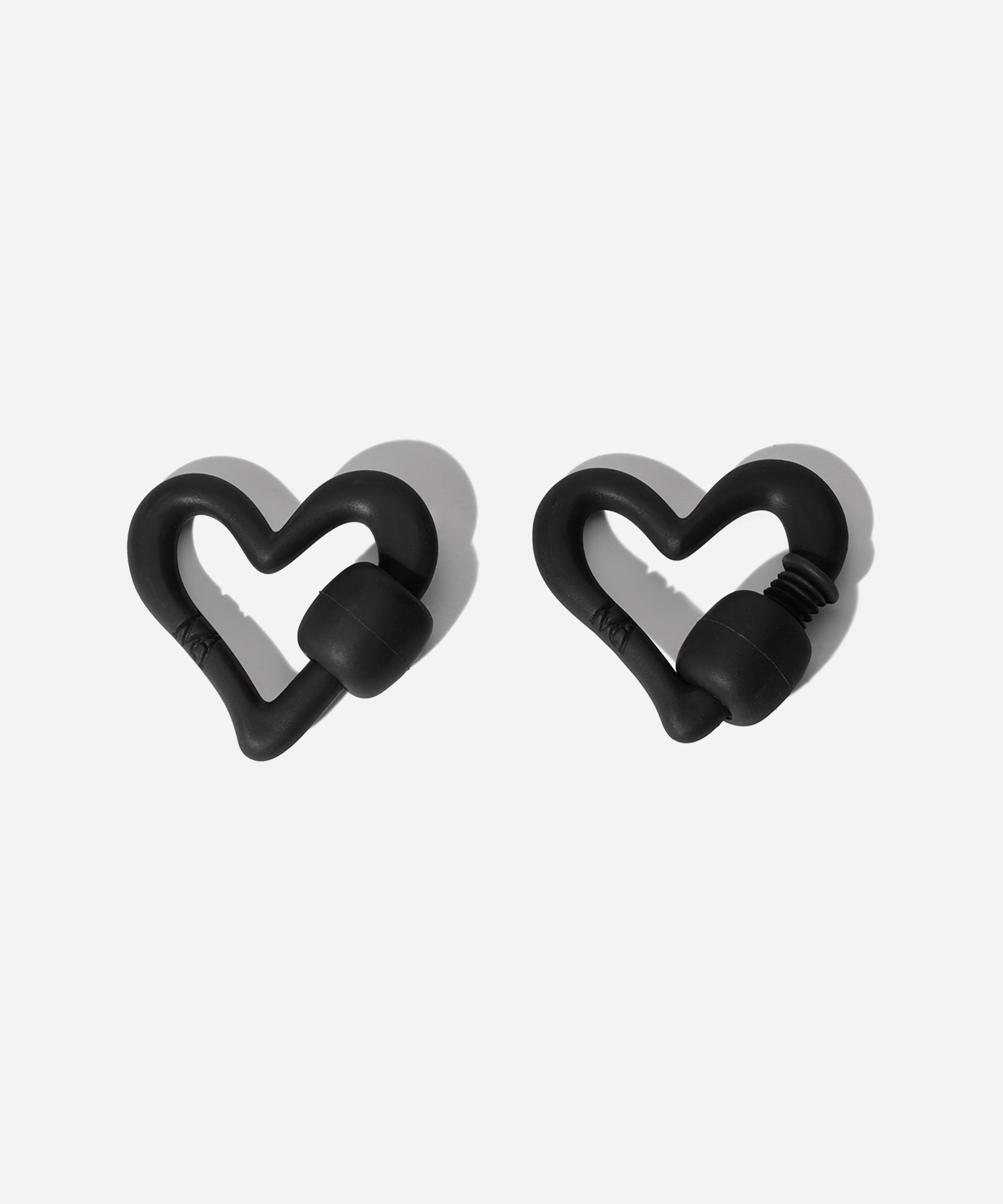 Marla Aaron Rubber Freeform Heartlock In Black