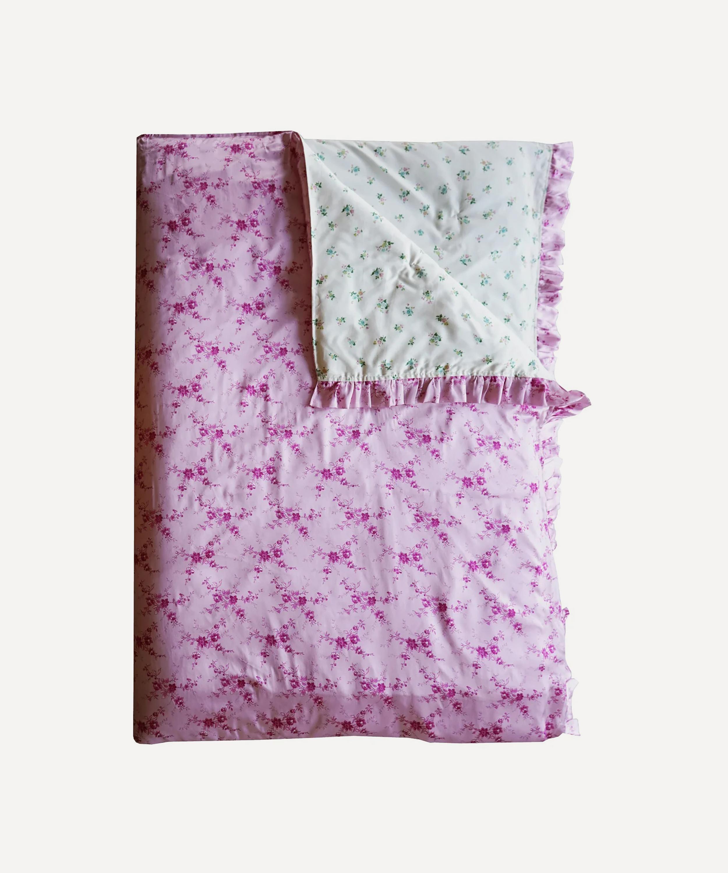 Coco & Wolf Posy Corsage Amelie Luise Cotton-silk Reversible Ruffle King Heirloom Quilt In Purple
