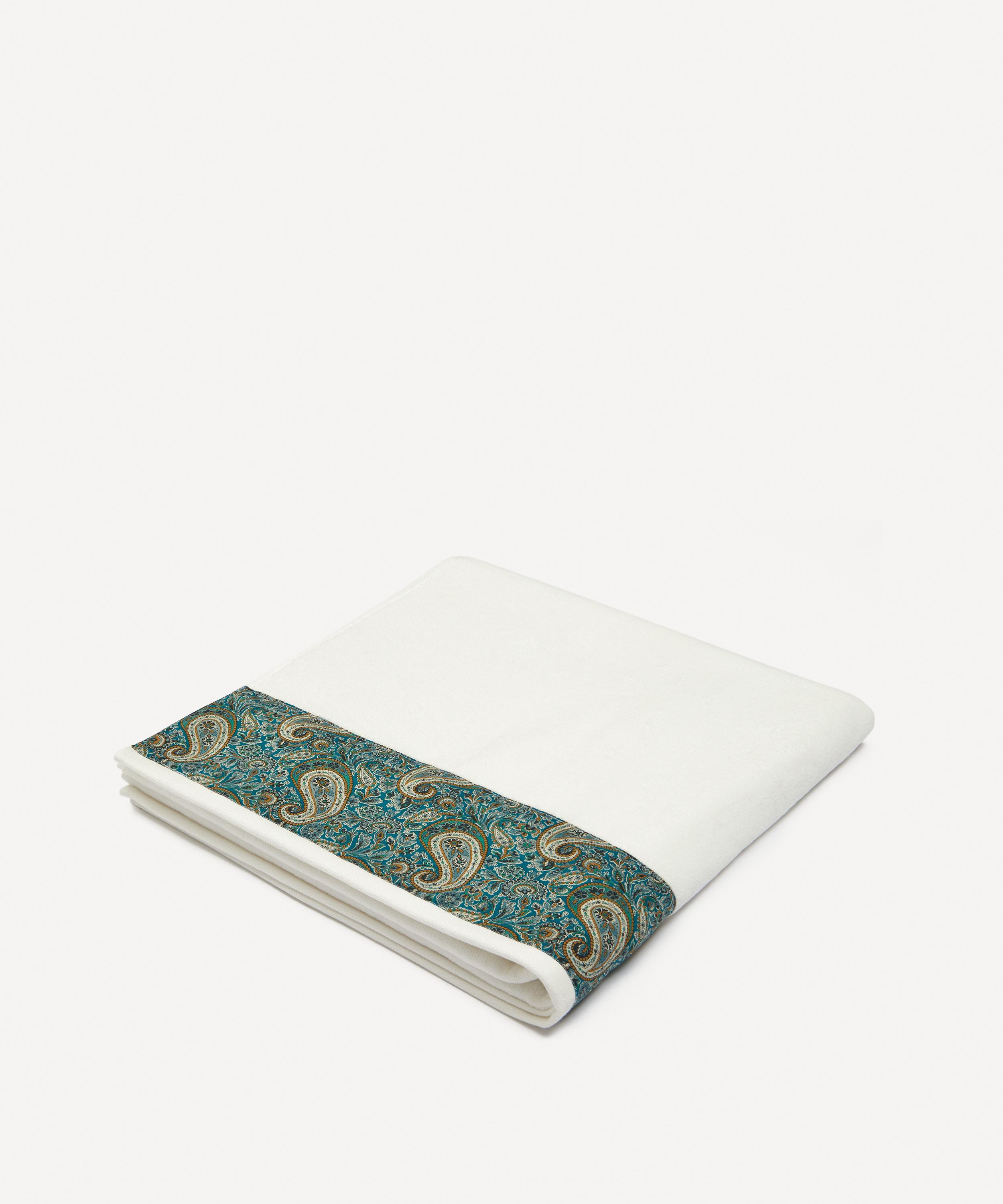 Liberty Lee Manor Bath Towel 70x140cm In Teal
