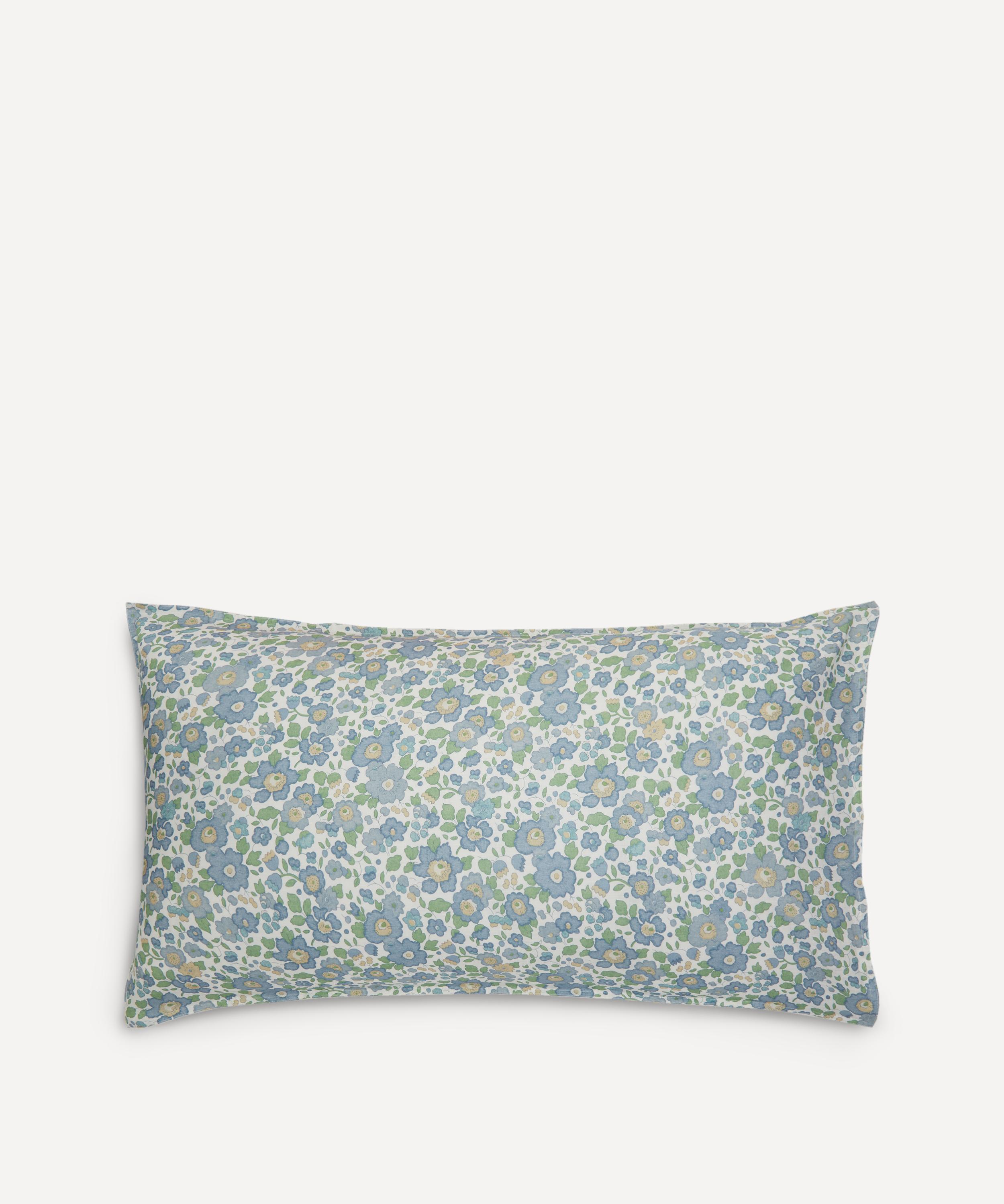 Liberty Betsy Linen Standard Pillowcase In Blue