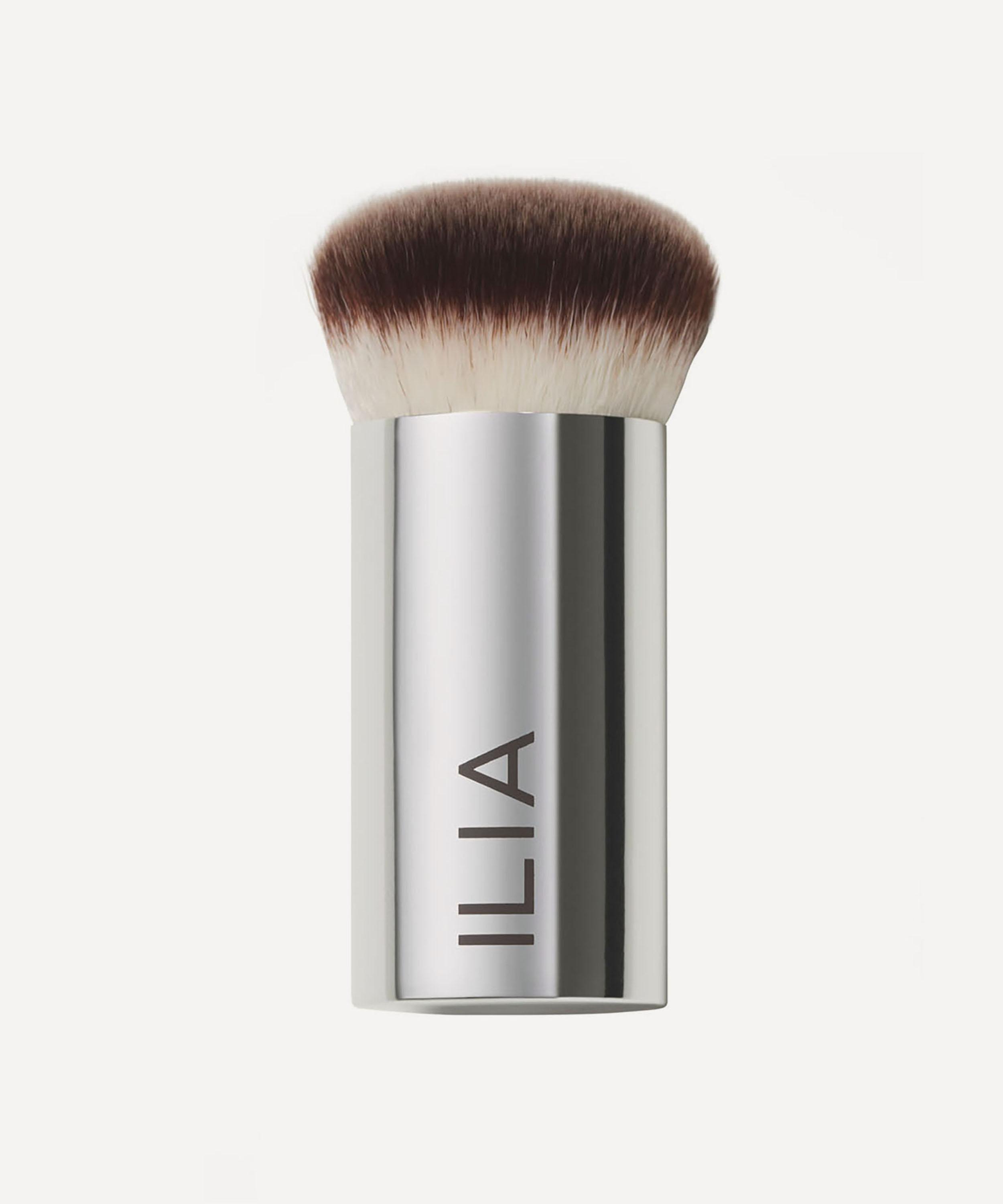 Ilia Perfecting Buff Brush
