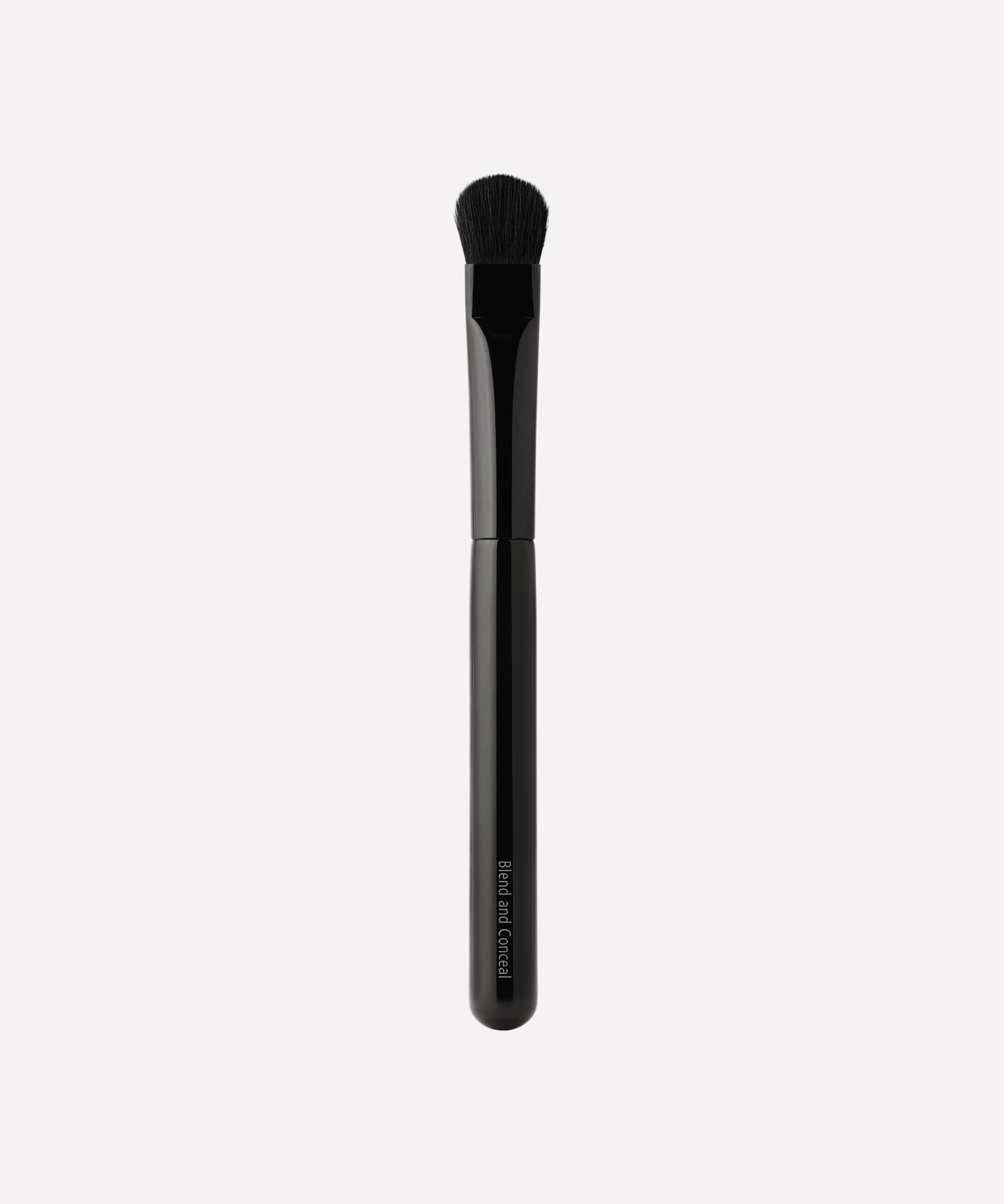Chantecaille Blend And Conceal Brush