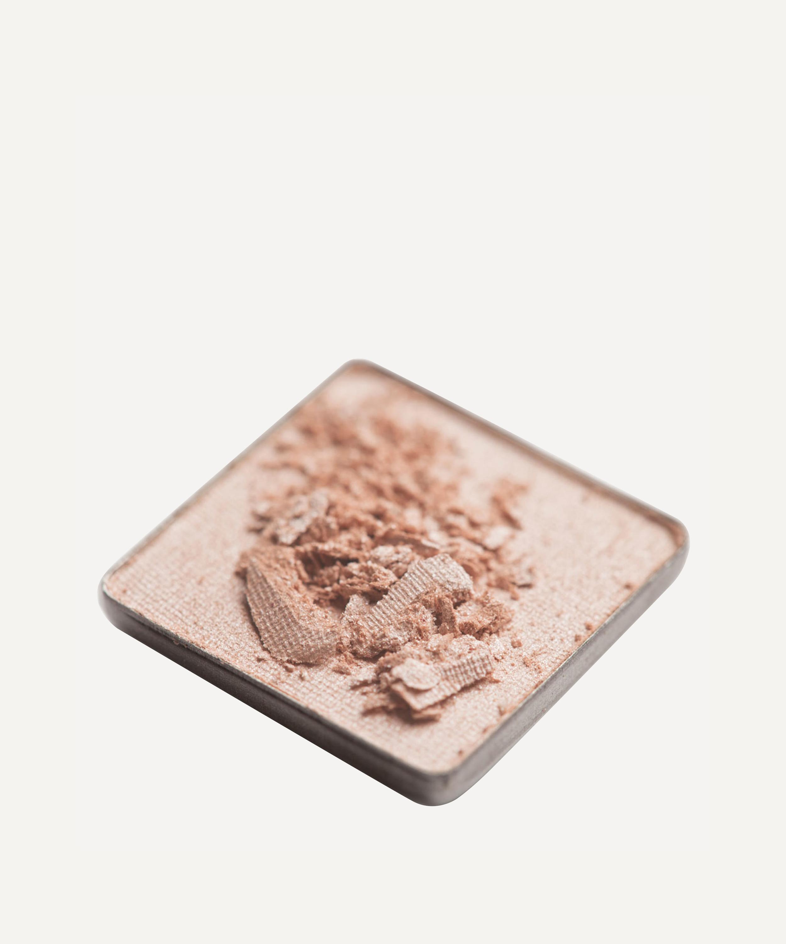 Trish McEvoy Glaze Eyeshadow in Cream