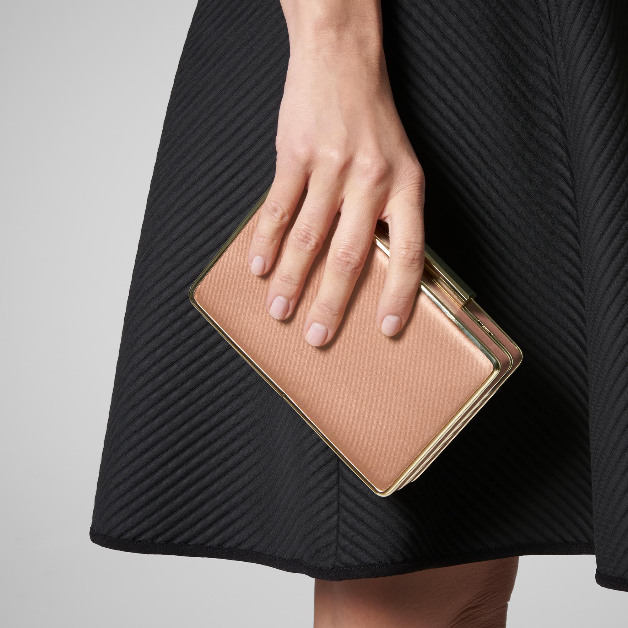 purse with laptop compartment
