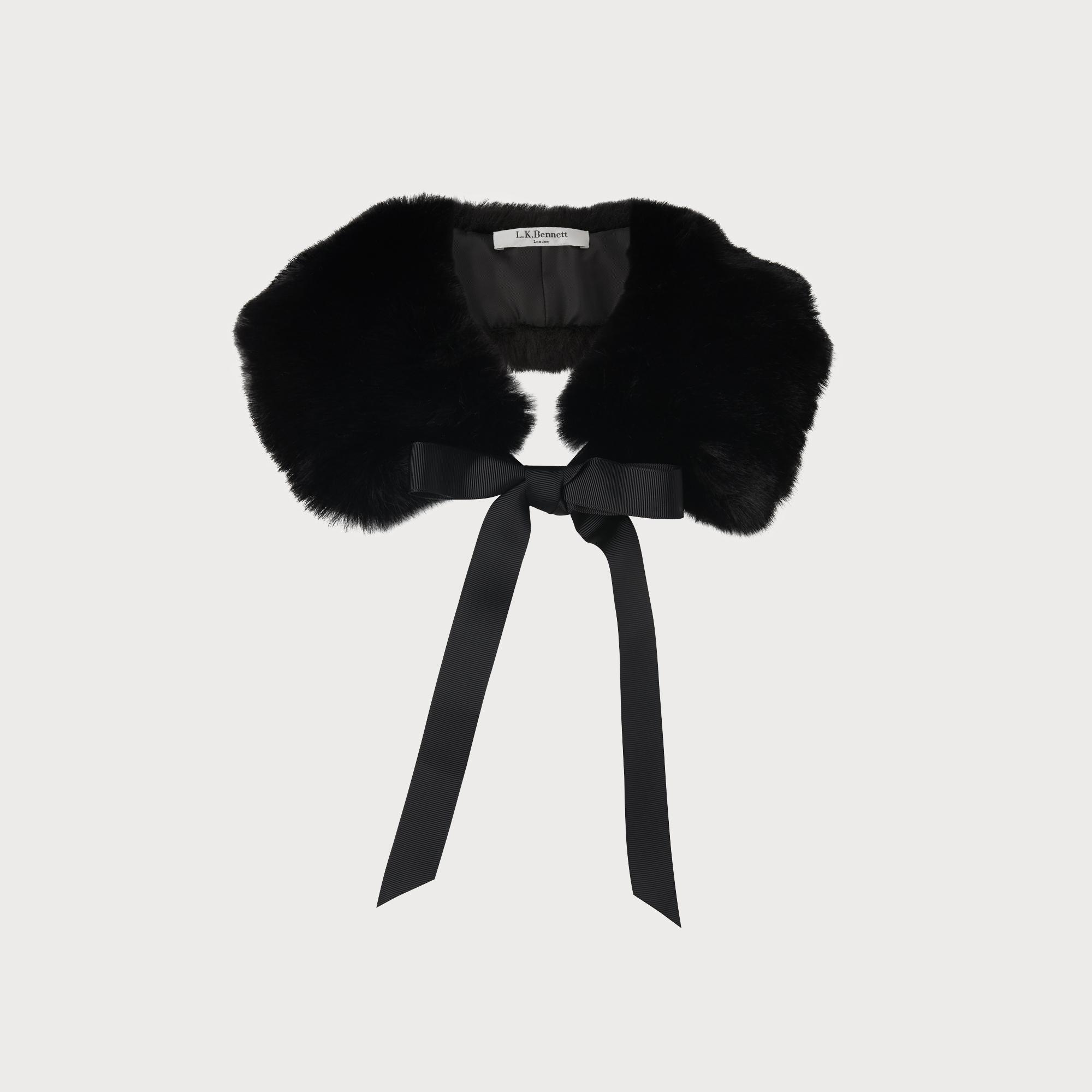 Ivonia Black Faux Fur Scarf