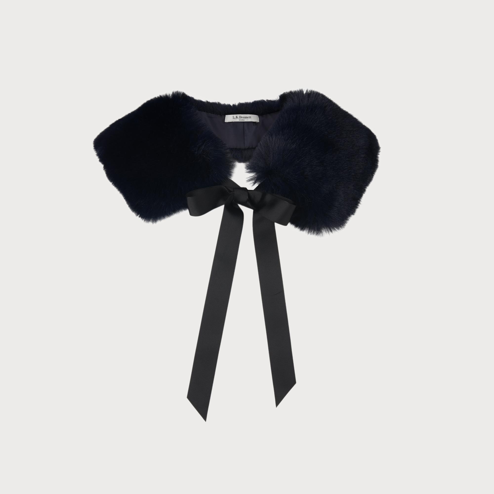 Ivonia Navy Faux Fur Scarf