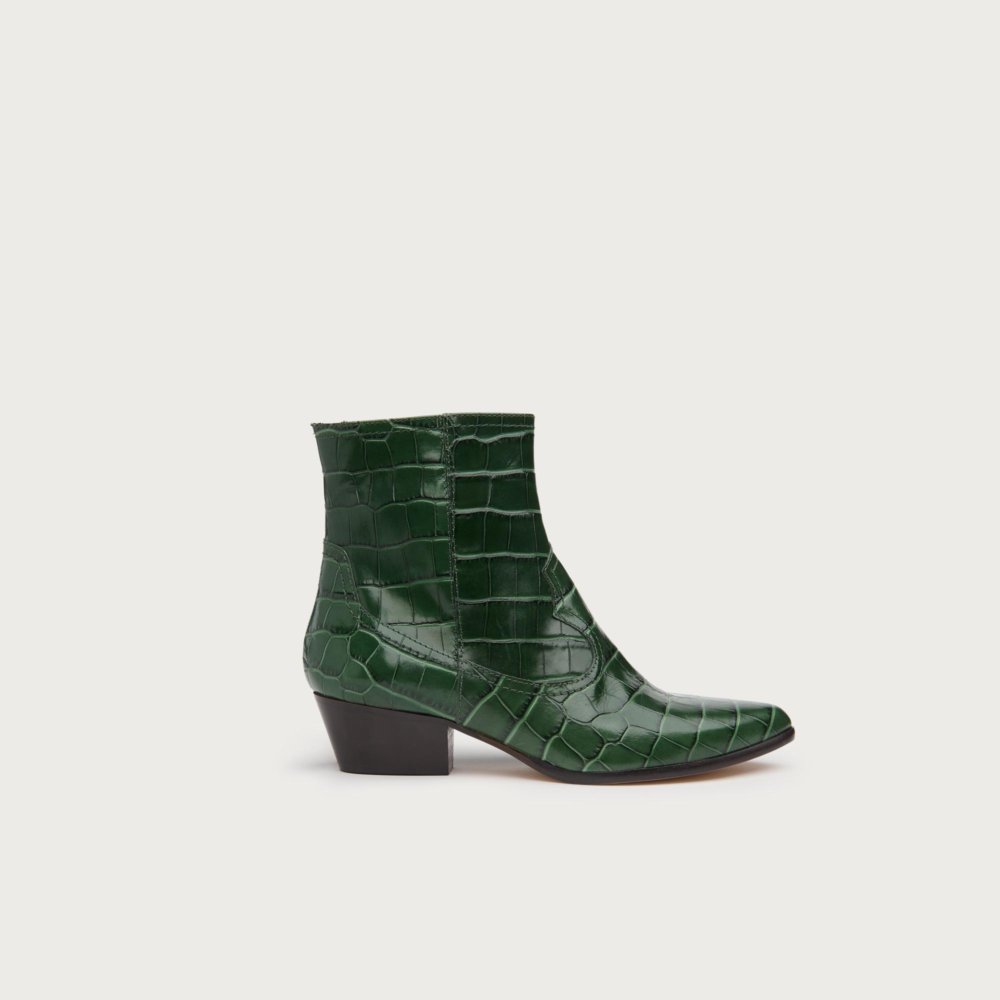green croc boots