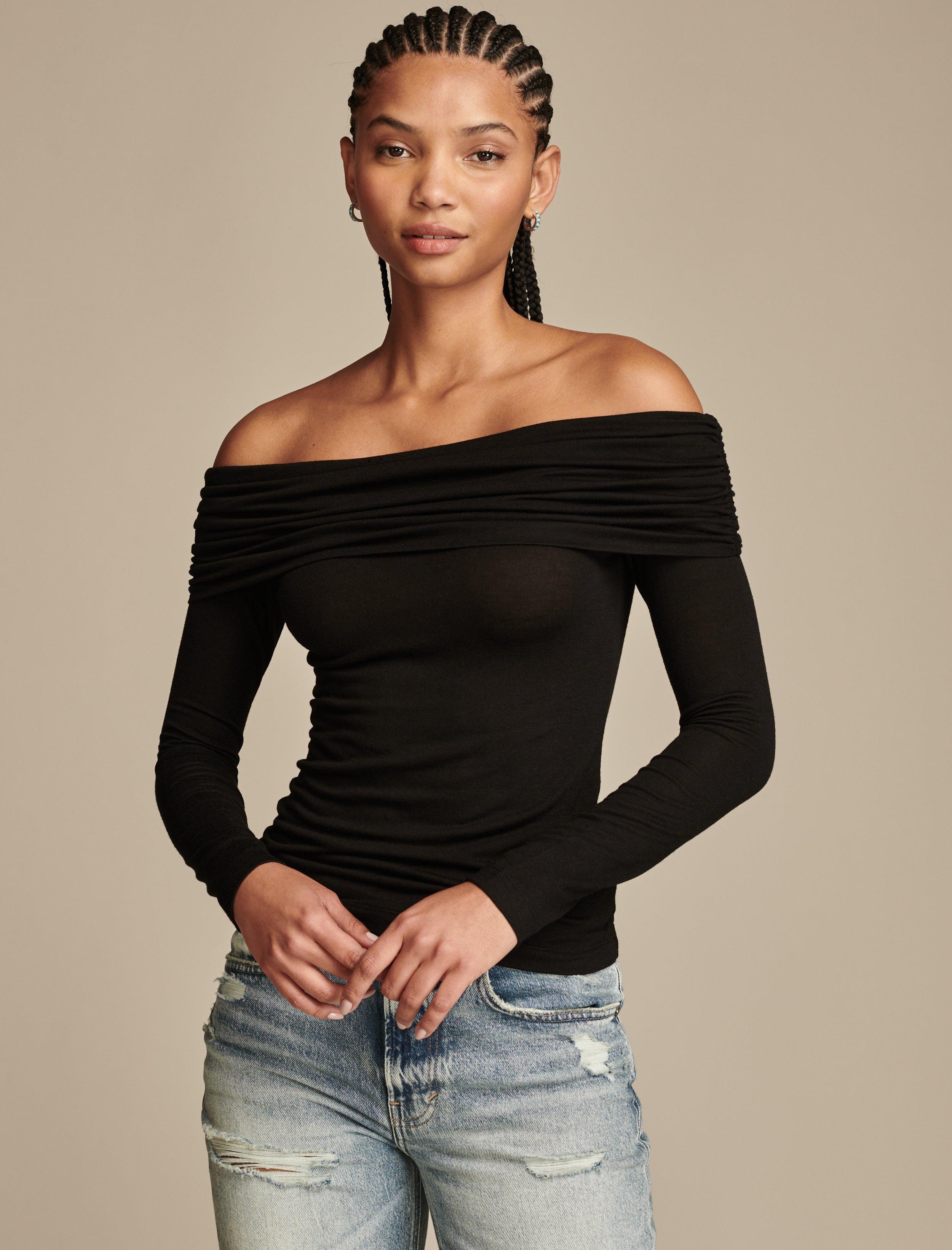 OFF THE SHOULDER TOP