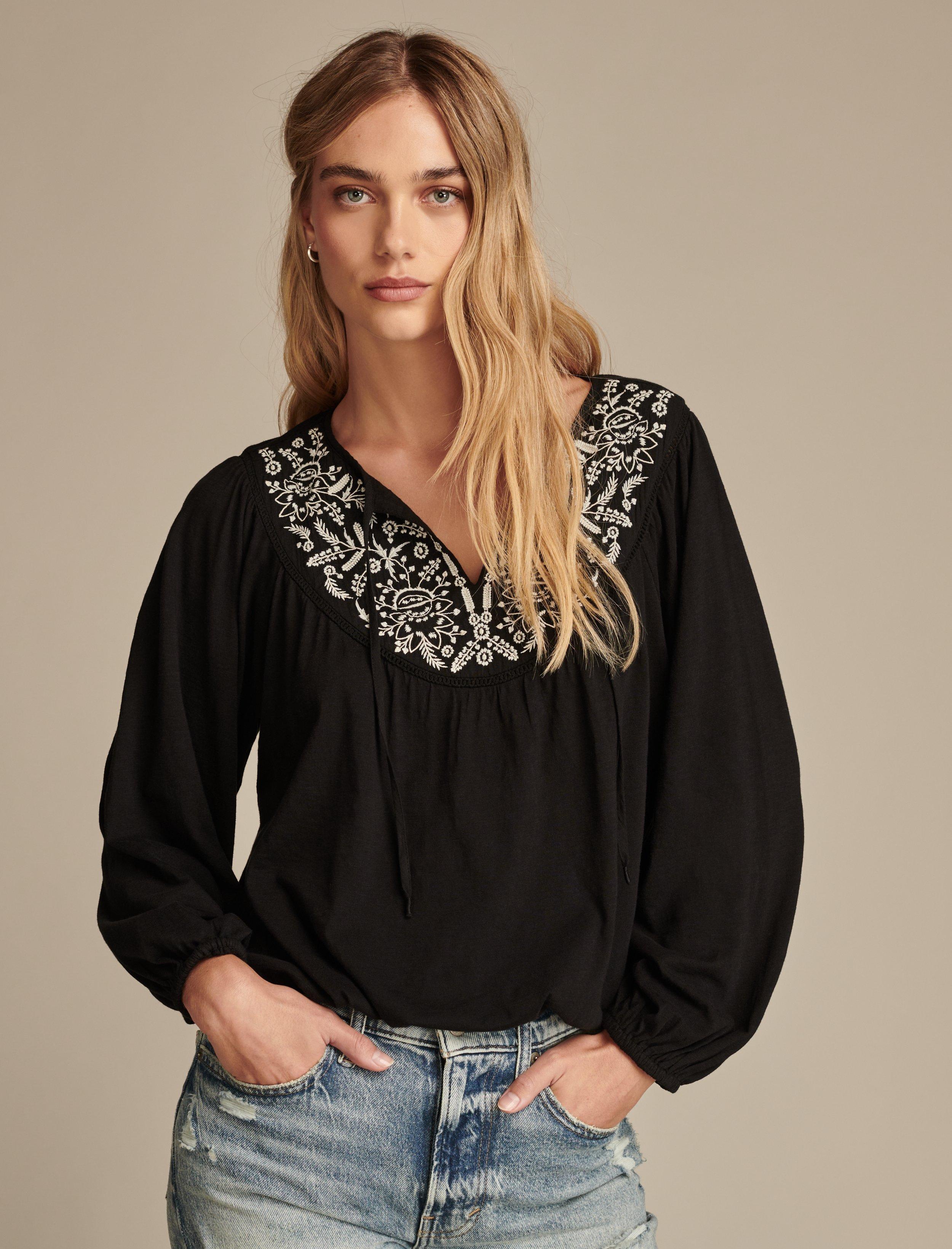 CONTRAST EMBROIDERED PEASANT TOP