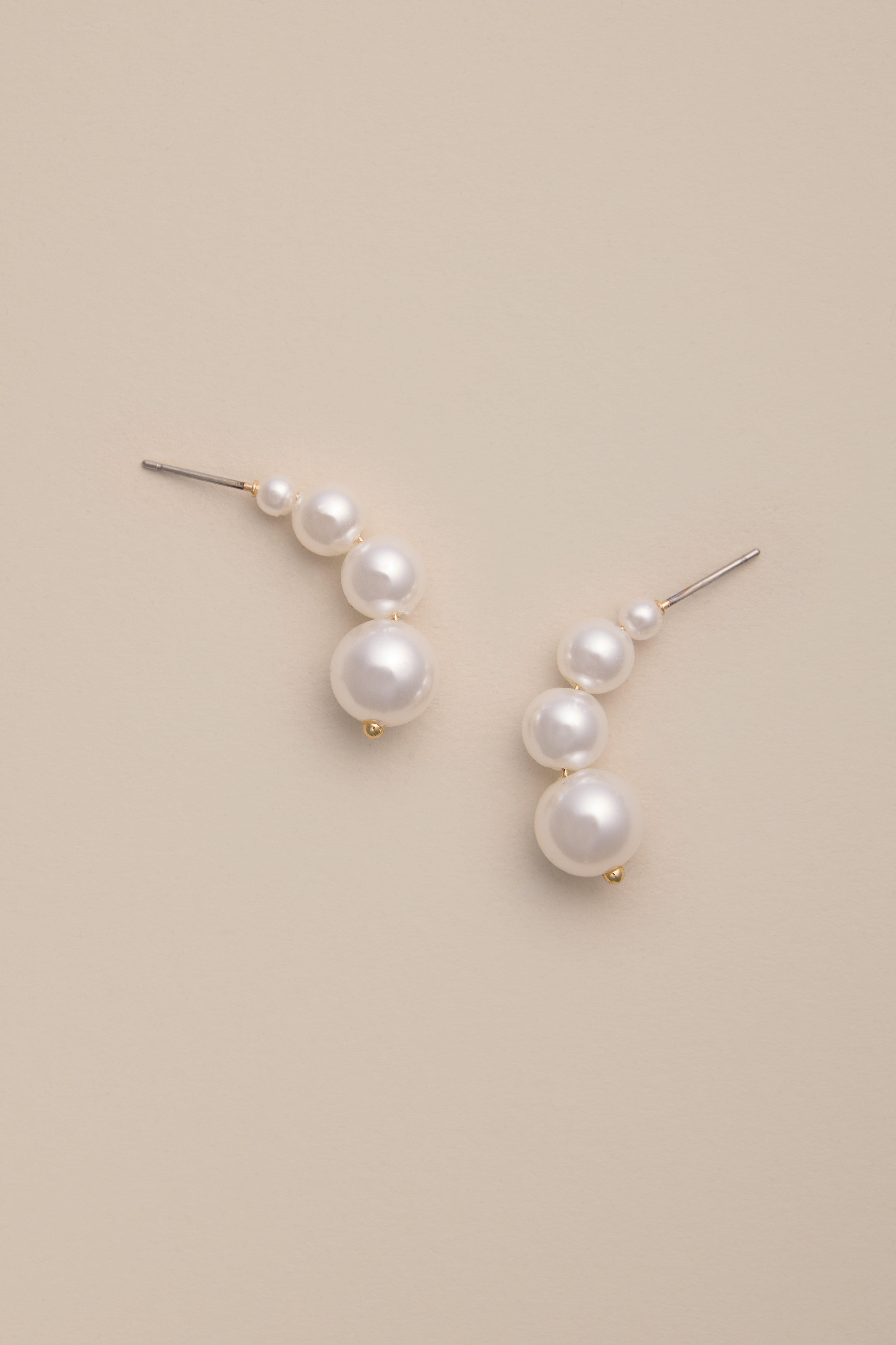 MINI PEARL CIRCLE EARRINGS