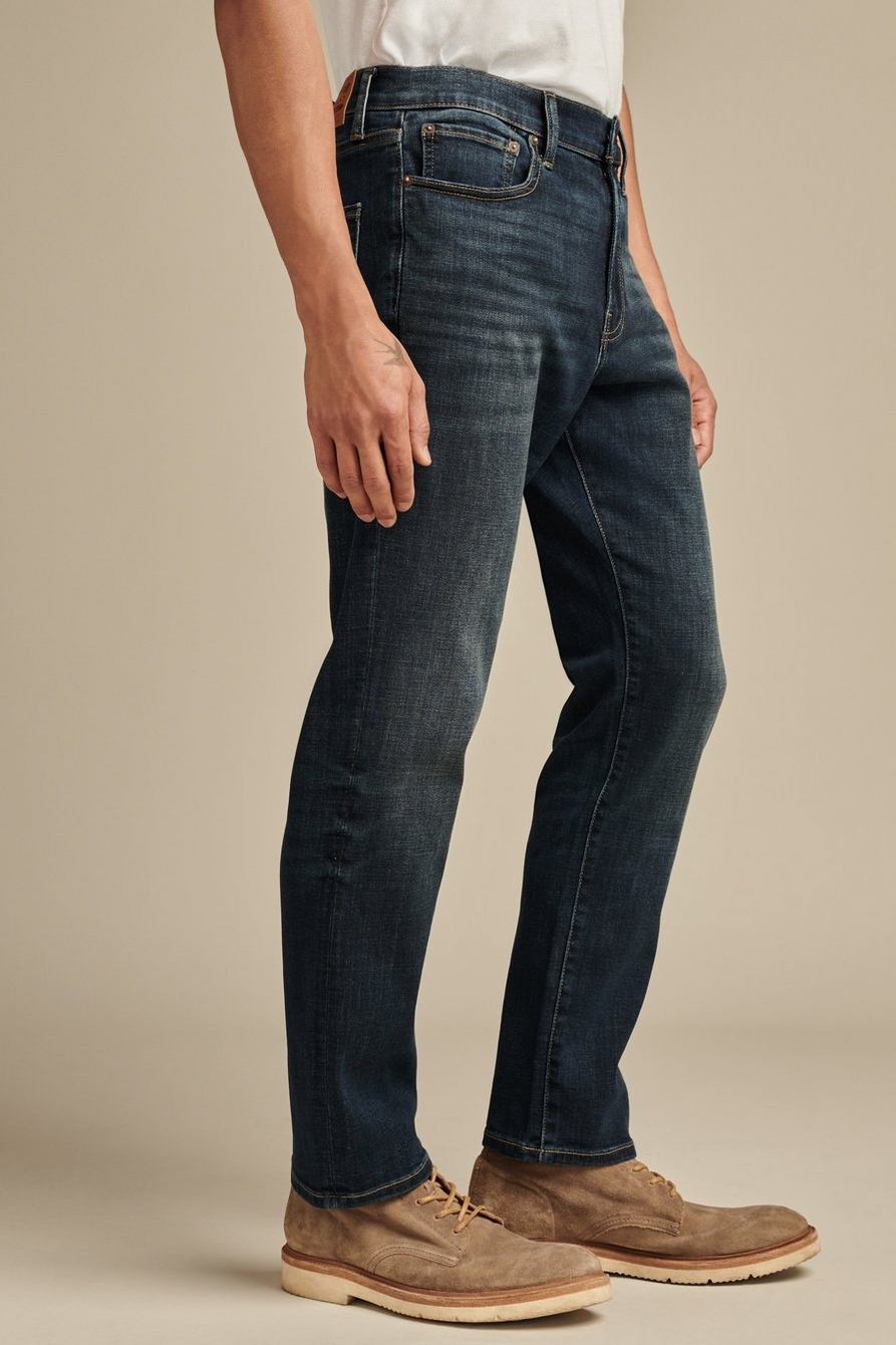 ATHLETIC STRAIGHT COOLMAX STRETCH JEAN Lucky