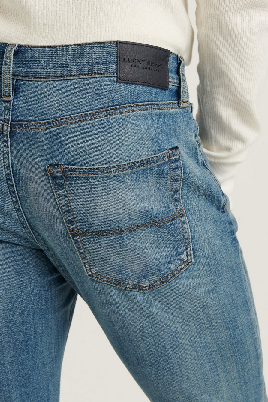 Lucky Brand 410 Athletic Slim Fit CoolMax® Jeans