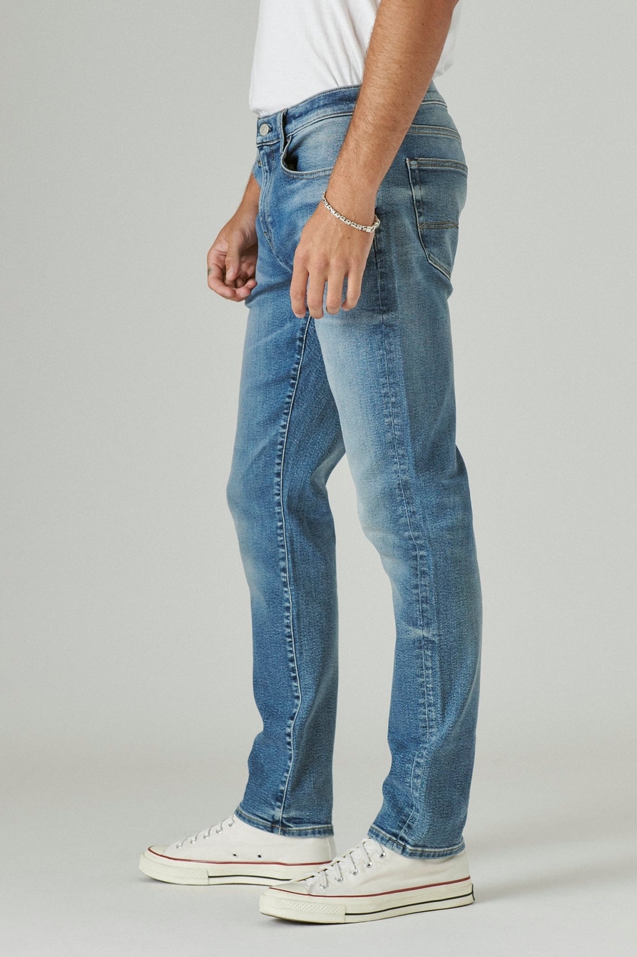 Lucky Brand 100% Cotton Solid Blue Jeans 28 Waist - 69% off