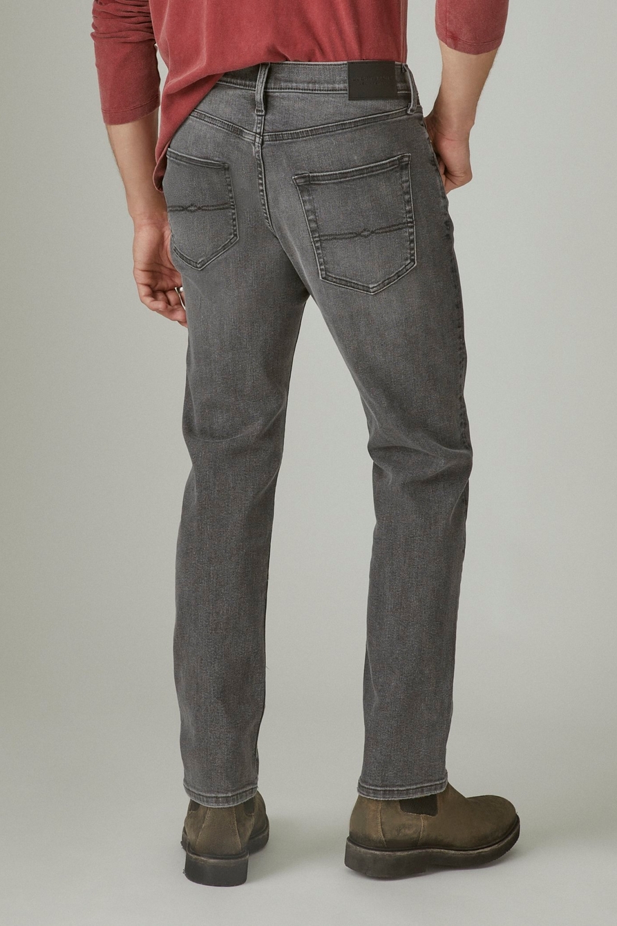 410 ATHLETIC STRAIGHT ADVANCED STRETCH JEAN, image 3