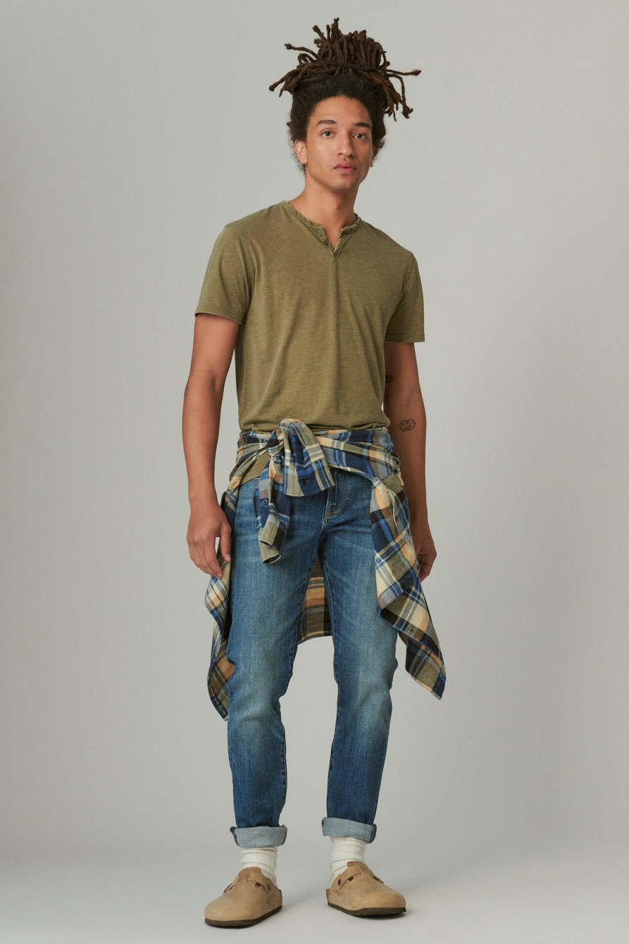 Lucky Brand Men's 110 Slim Coolmax Stretch Jean, Mcarthur, 30 : :  Clothing, Shoes & Accessories