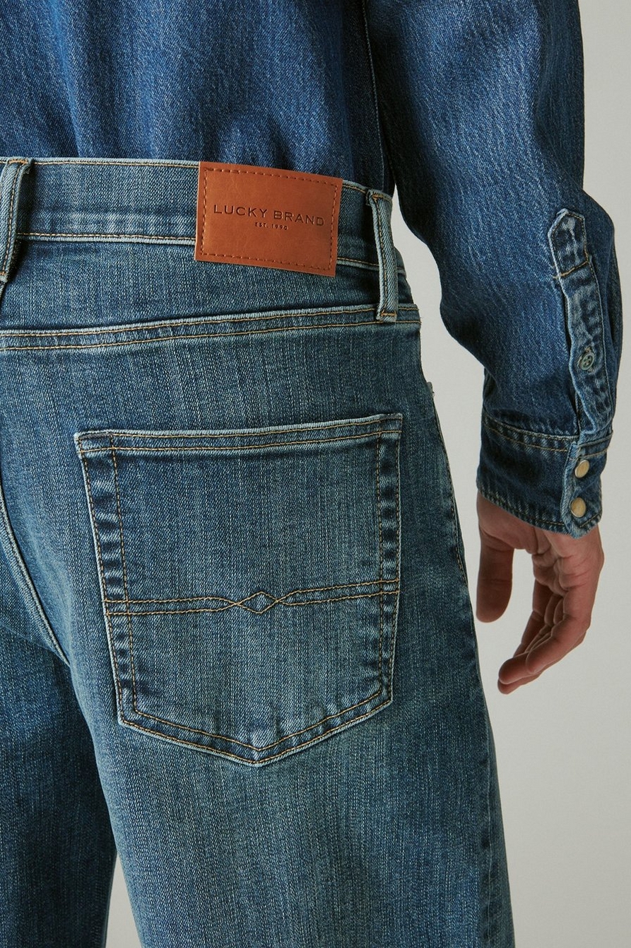 365 Loose Premium Coolmax Stretch Jean, image 5