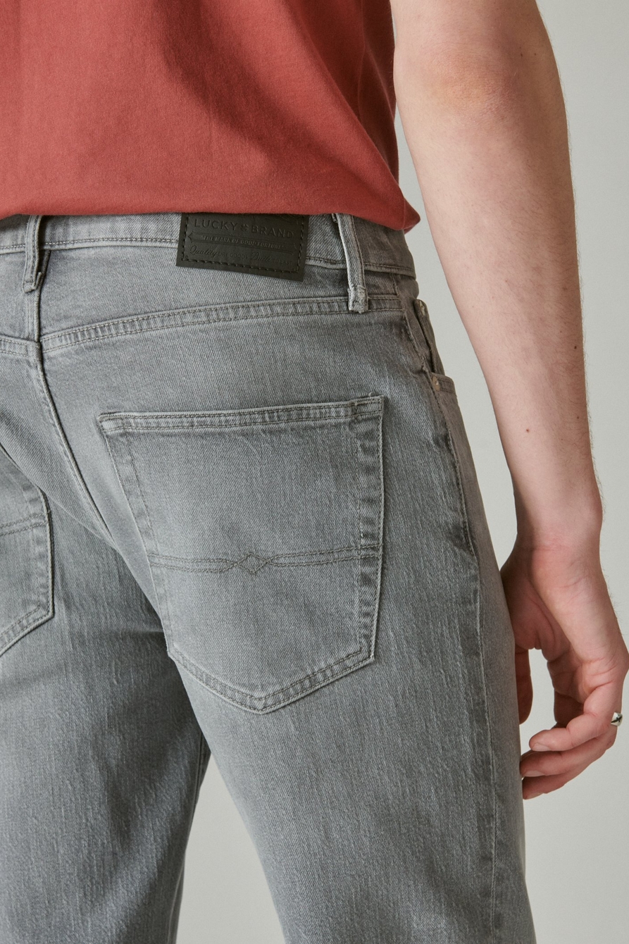 New Lucky Brand 412 Athletic Slim Mens Jeans 2 Way Stretch Denim