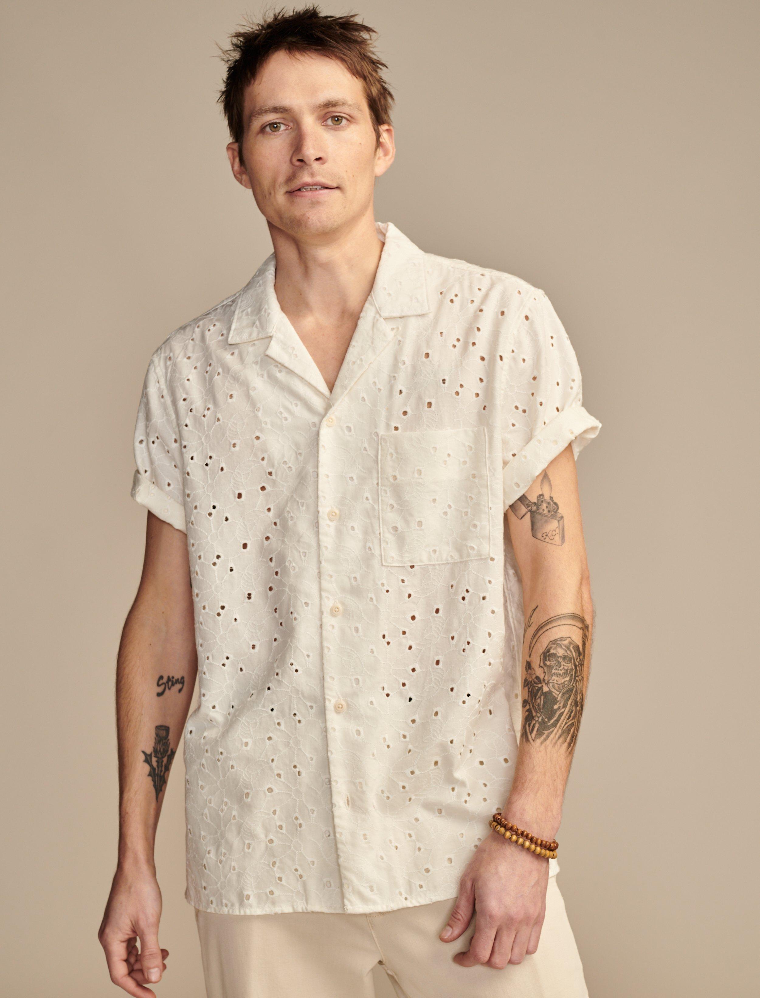 EMBROIDERED EYELET SHORT SLEEVE CAMP COLLAR SHIRT