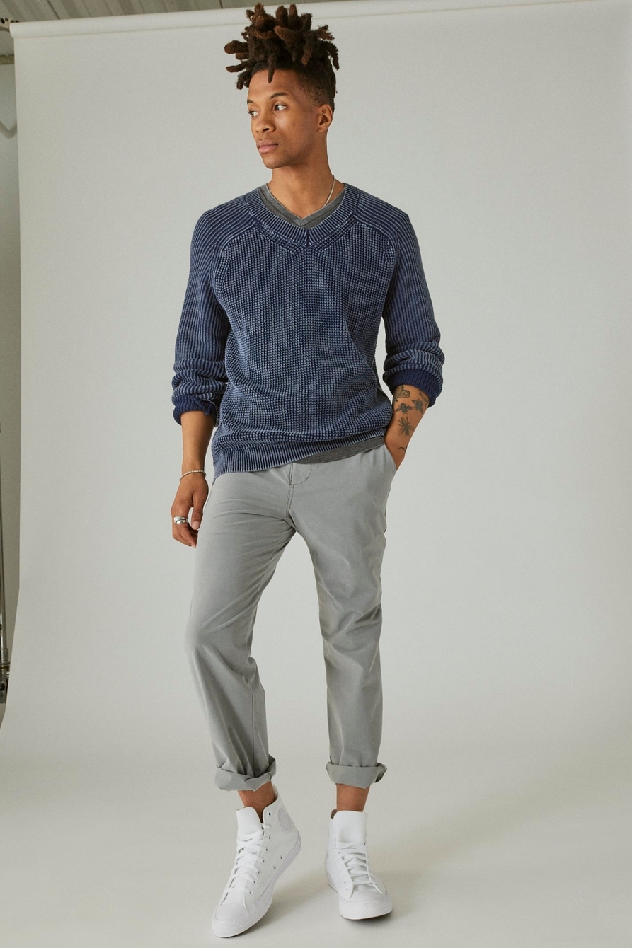 WELTER WEIGHT V-NECK SWEATER, image 4