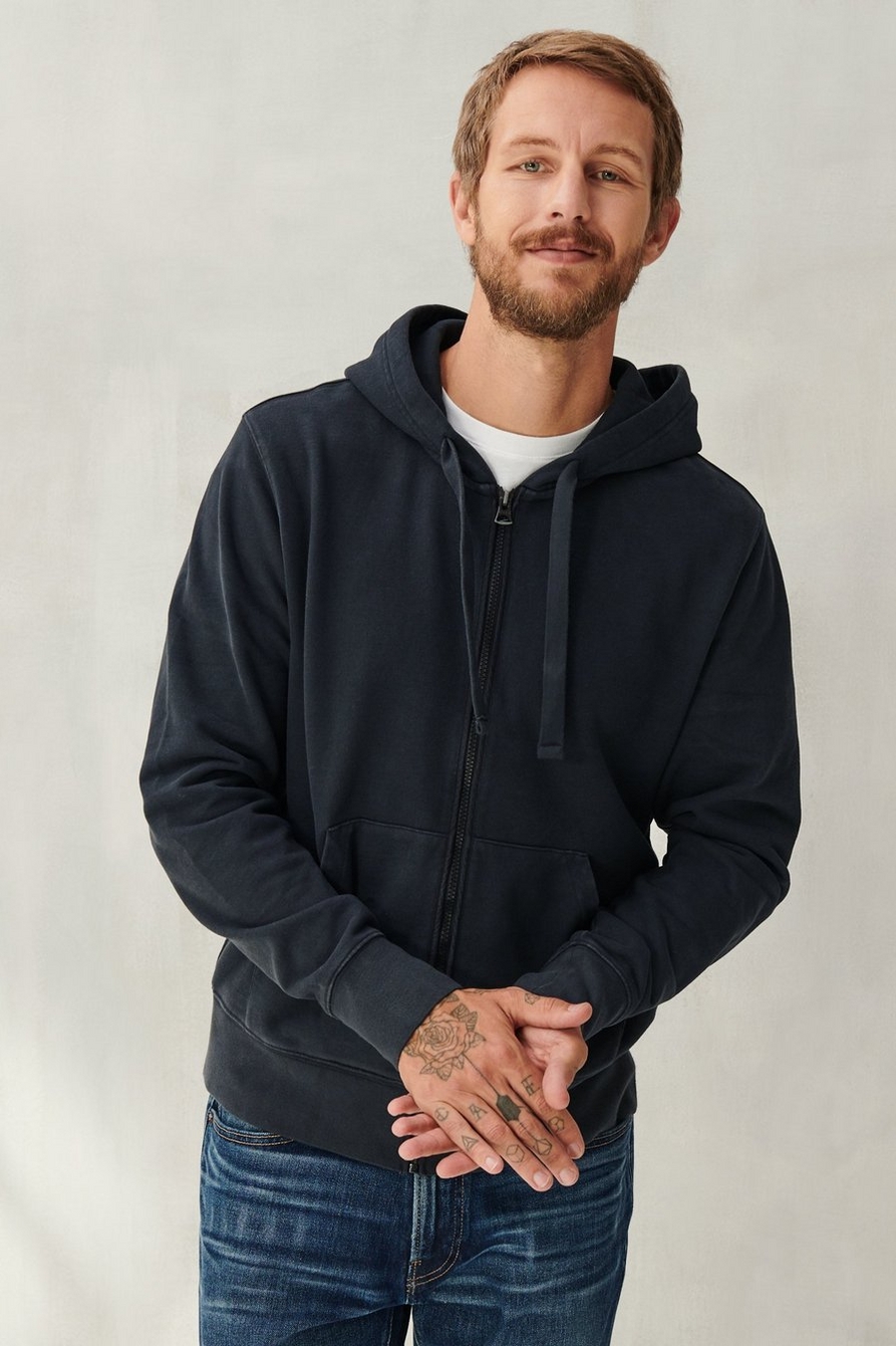 https://i1.adis.ws/i/lucky/7M71953_001_1/SUEDED-TERRY-FULL-ZIP-HOODIE-001?sm=aspect&aspect=2:3&w=893&qlt=100