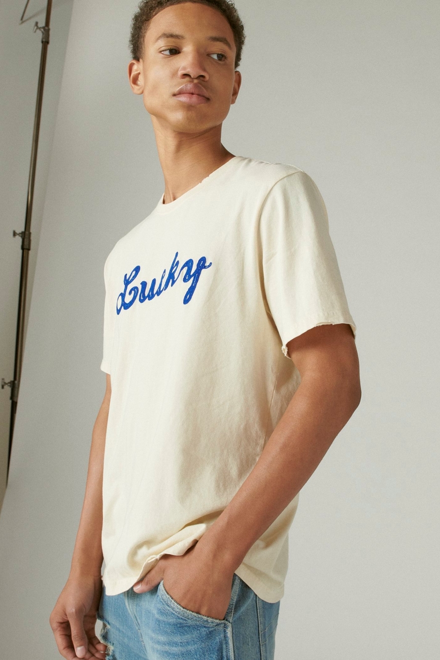 VINTAGE LUCKY SCRIPT GRAPHIC TEE, image 3