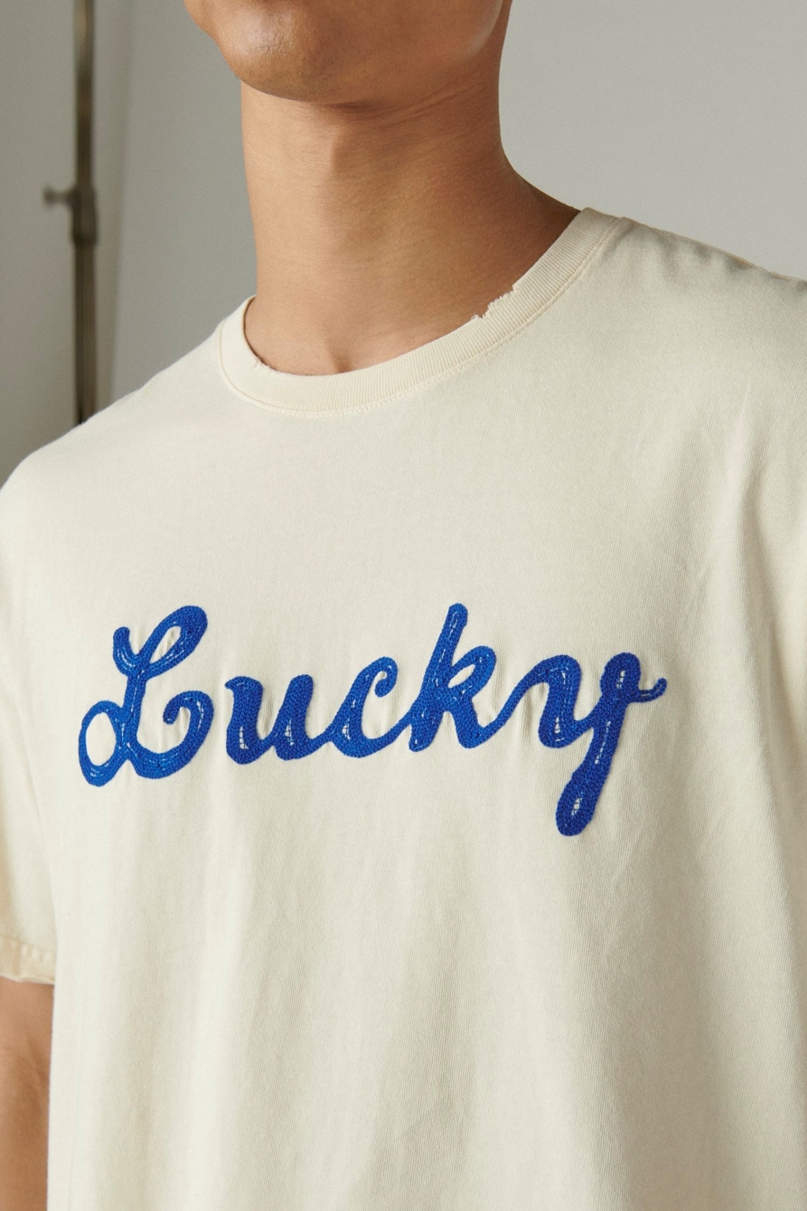 VINTAGE LUCKY SCRIPT GRAPHIC TEE | Lucky Brand