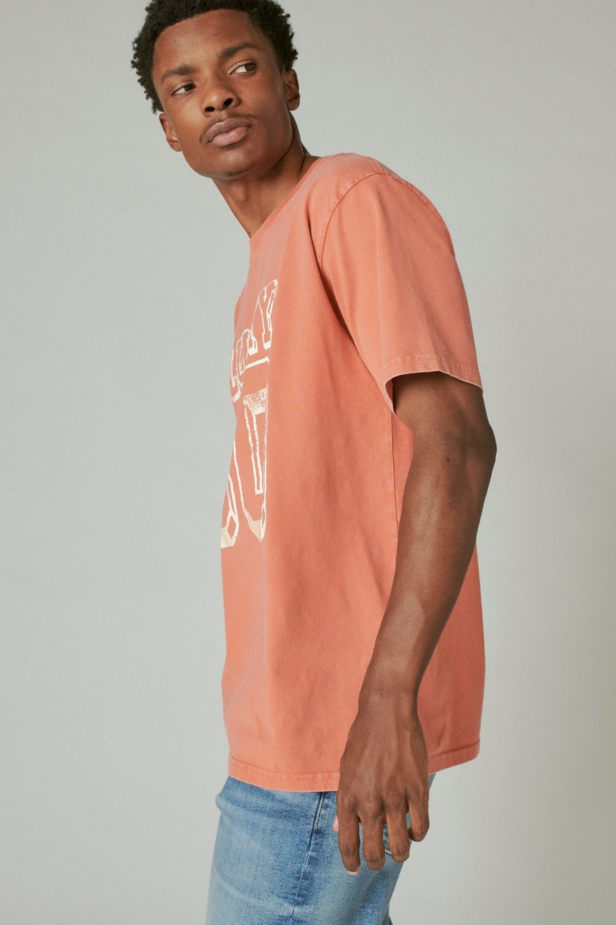 LUCKY 30 GRAPHIC TEE, image 3
