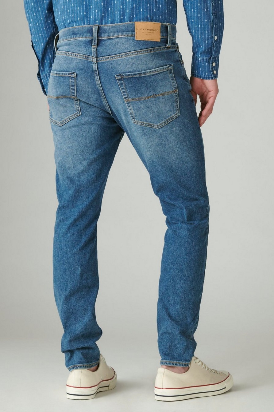 Lucky Brand 411 Athletic Taper Stretch Denim Jeans Medium Wash