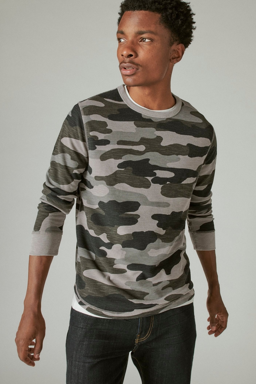 CAMO BURNOUT THERMAL CREW | Lucky Brand