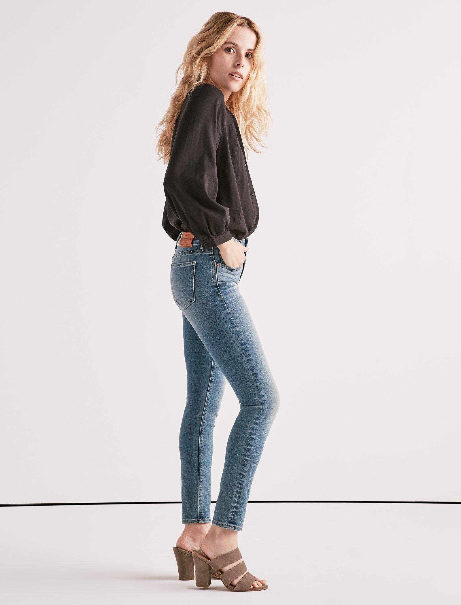 AVA MID RISE SKINNY JEAN IN ROCKY RIVER | Lucky Brand