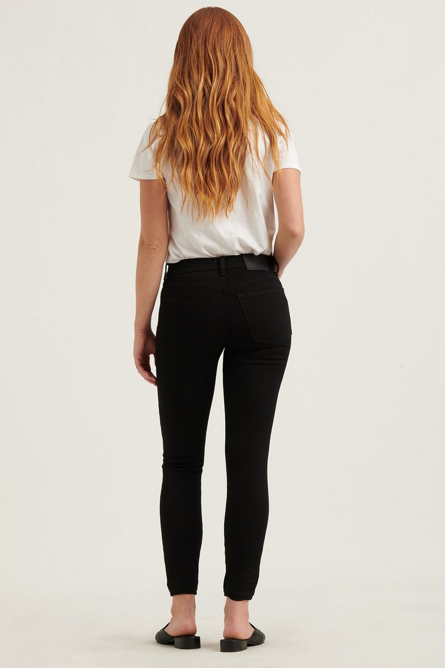 Women's Mid-Rise Skinny Jeans - Ava & Viv™ Black Wash 16