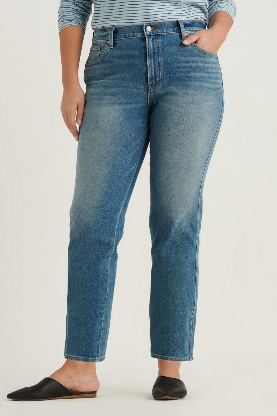 MID RISE AUTHENTIC STRAIGHT JEAN, image 5
