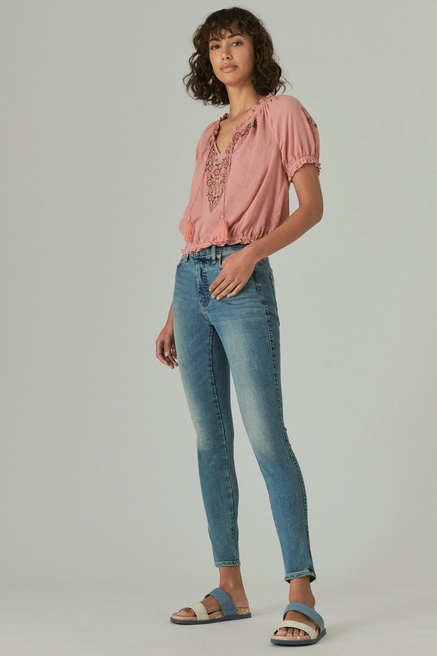 Lucky Brand Girls' Stretch Denim Jeans, Skinny Fit Pants with Zipper  Closure & 5 Pockets, Richmond Wash, 8 : Buy Online at Best Price in KSA -  Souq is now : Fashion