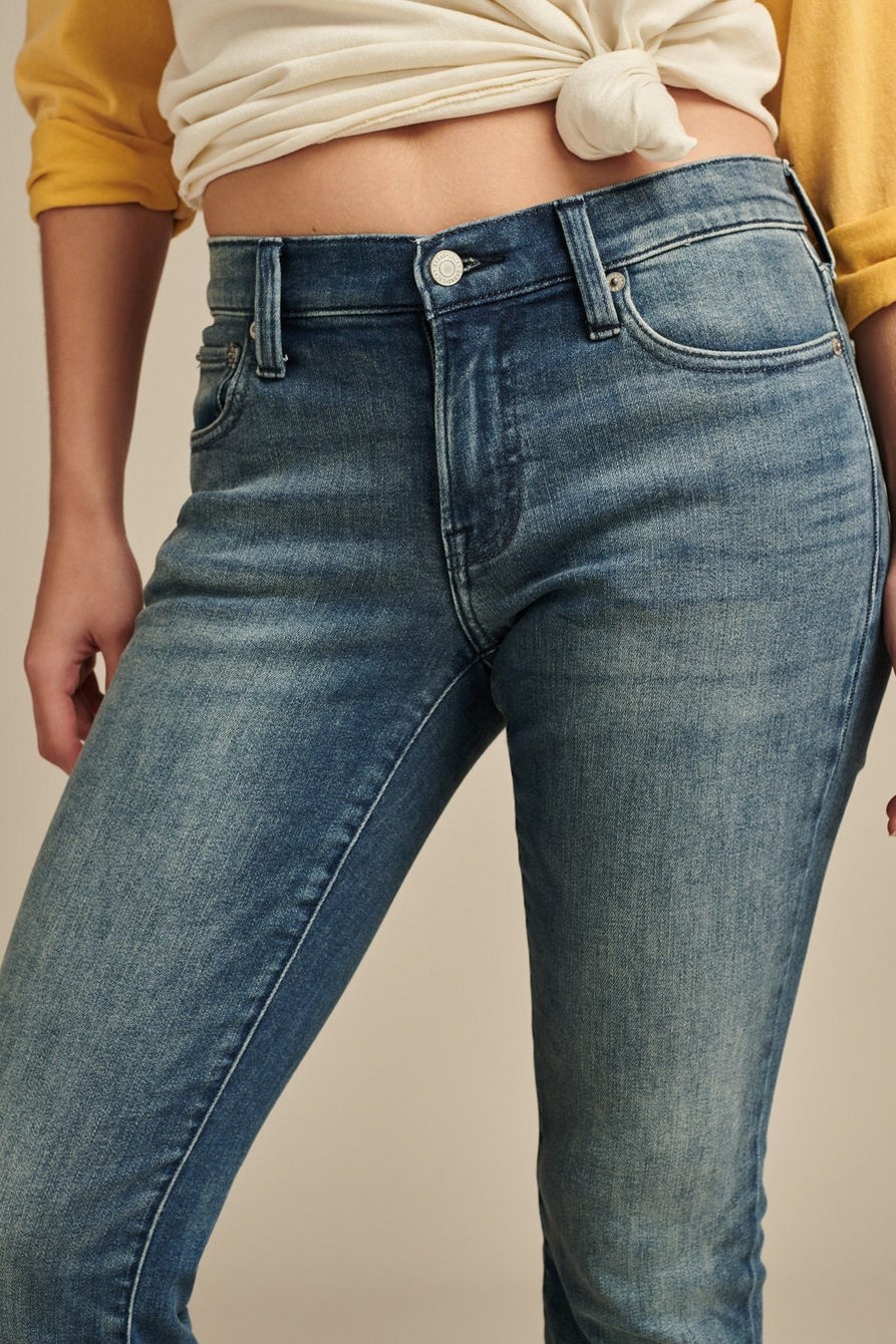 Lucky Brand Women's 4/27 Ankle Medium Wash Denim Mid Rise Sweet Straight  Jeans