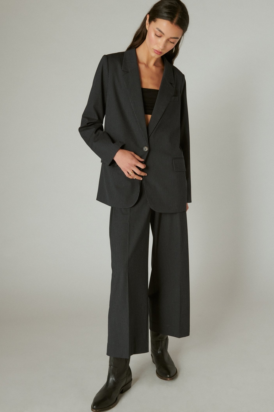 CROPPED PINSTRIPE PLEATED PANT, image 2