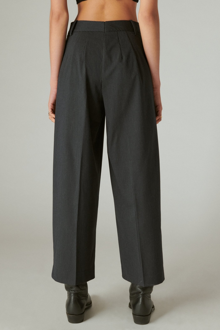 CROPPED PINSTRIPE PLEATED PANT, image 3