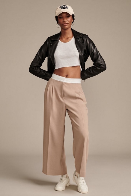 Women's Pants: Chino, Cargo & Khaki Styles