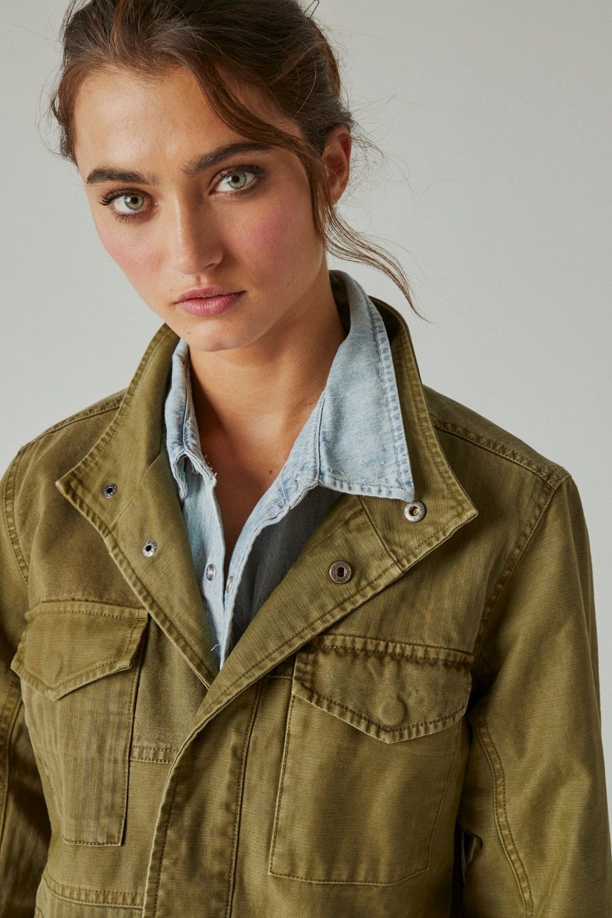 Lucky Brand Womens Lucky Brand Women's Cropped Twill Utility Jacket :  : Clothing, Shoes & Accessories